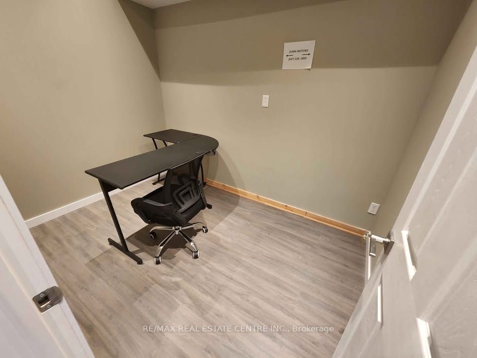 15426 Airport Road Property Photo 2