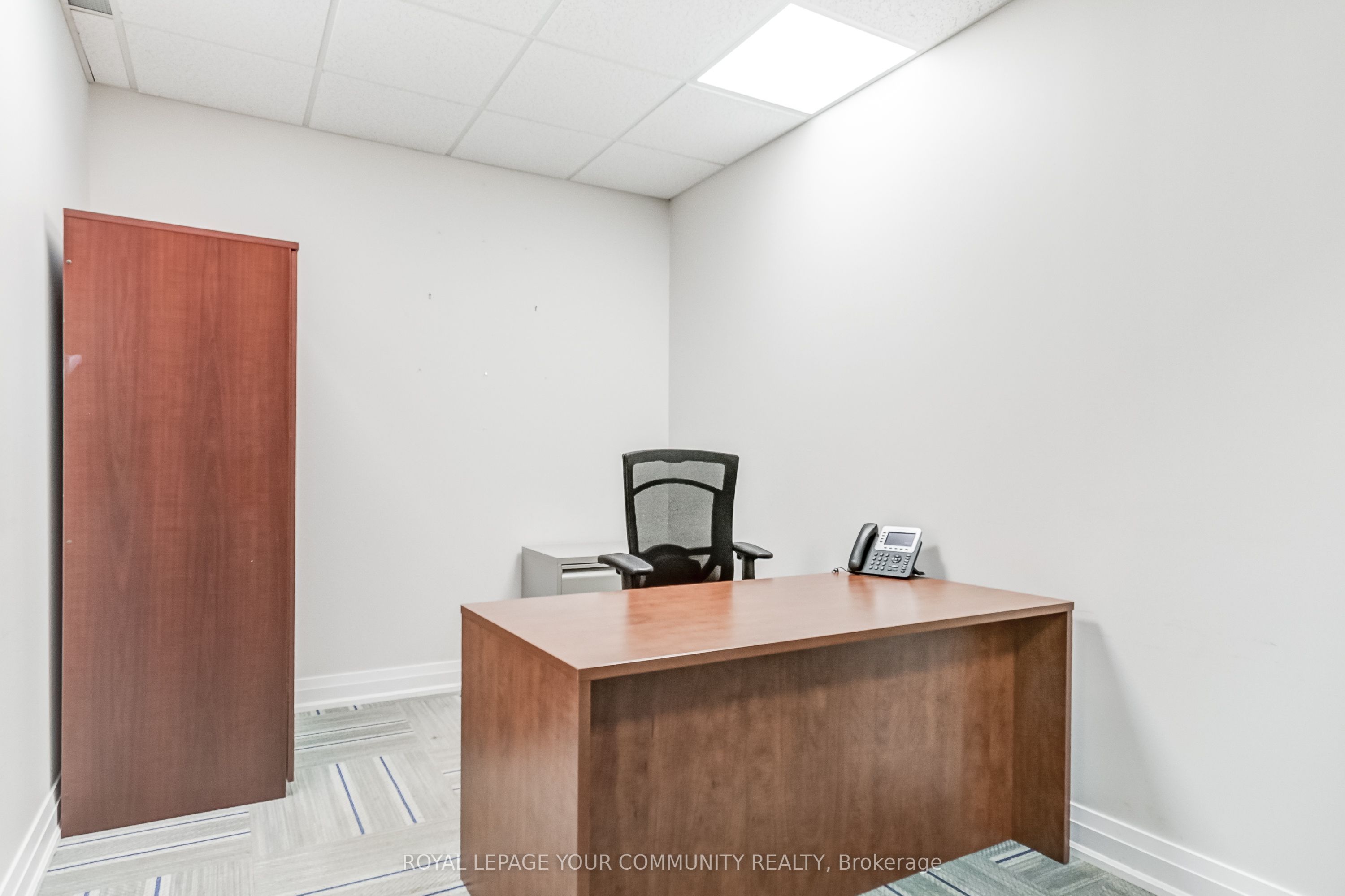 #6 - 1185 Queensway Property Photo 25