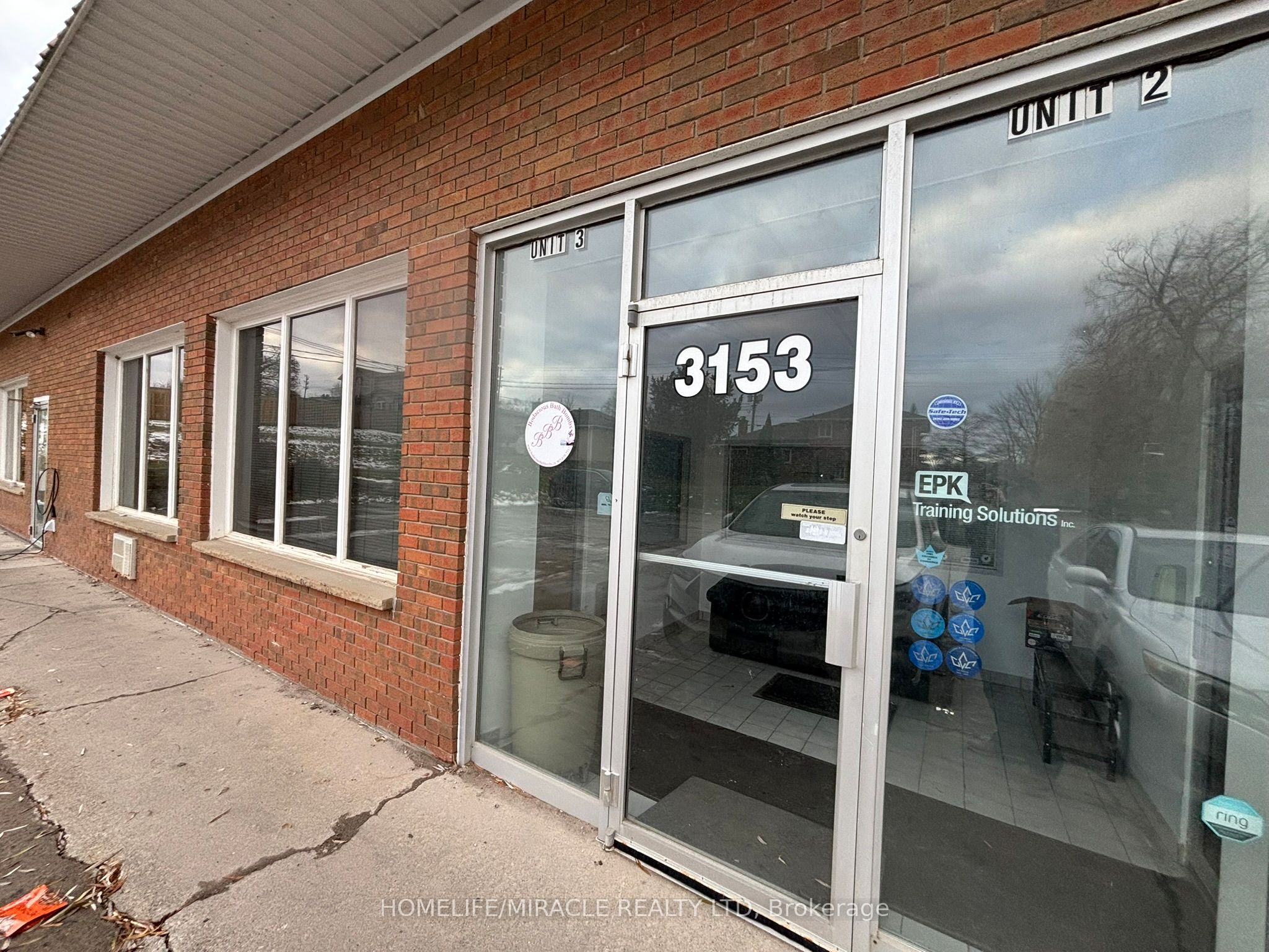 #2 & 3 - 3153 -3155 Steeles Avenue Property Photo 10