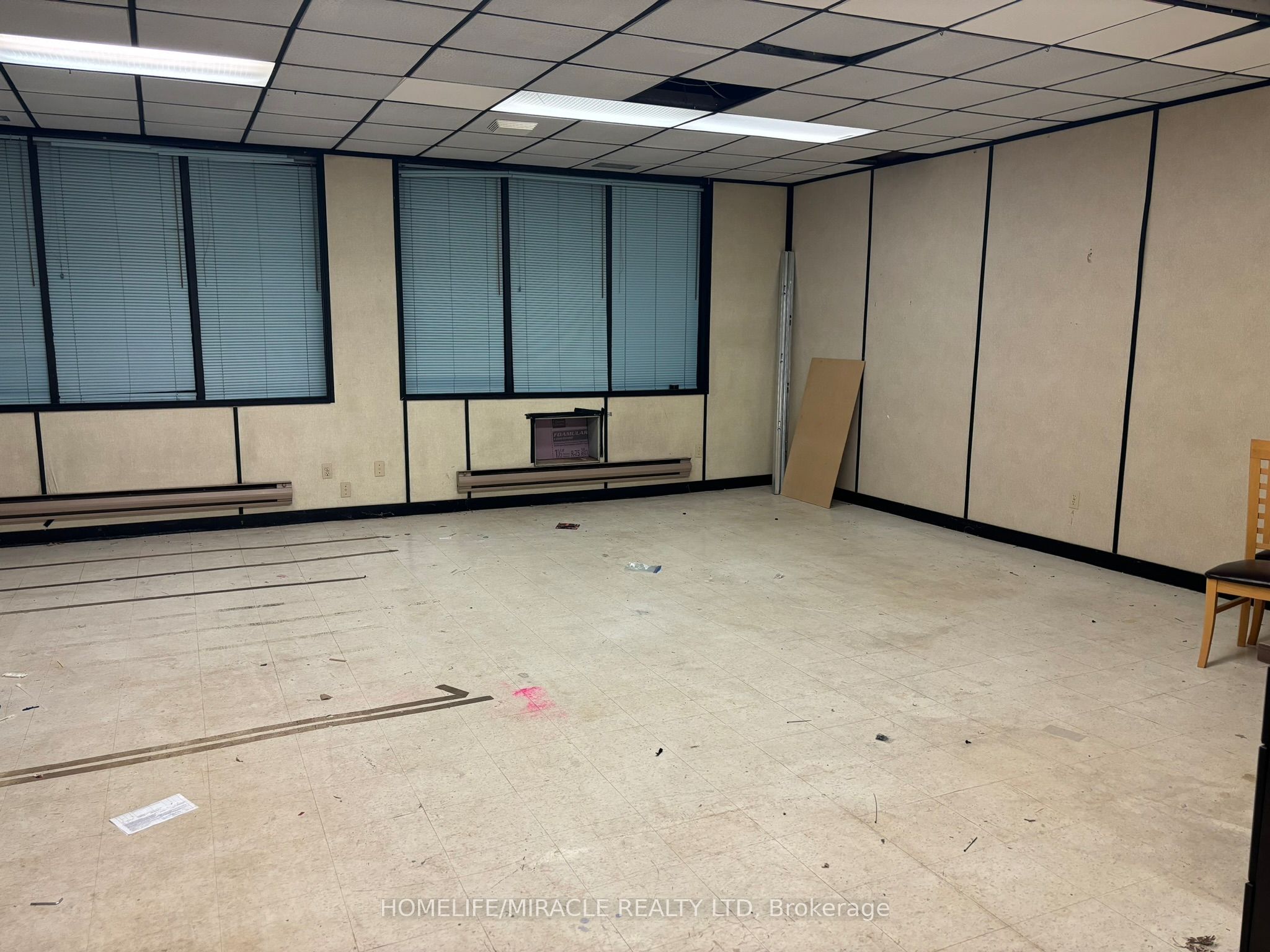 #2 & 3 - 3153 -3155 Steeles Avenue Property Photo 11