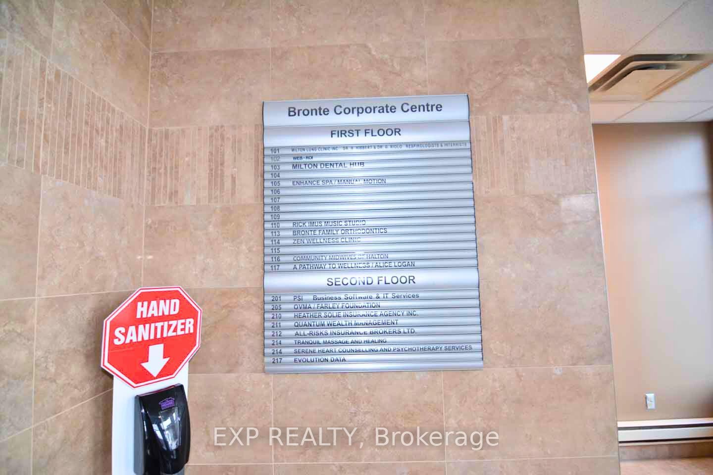 #105-109 - 420 Bronte Street Property Photo 6