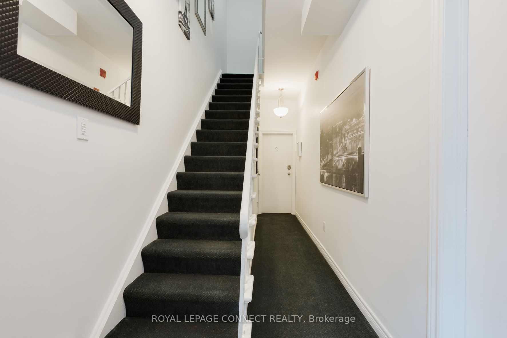 307 Pacific Avenue Property Photo 4