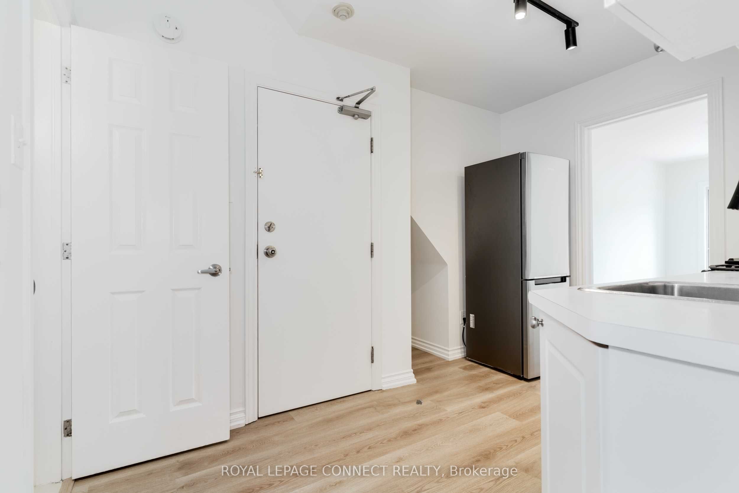 307 Pacific Avenue Property Photo 28