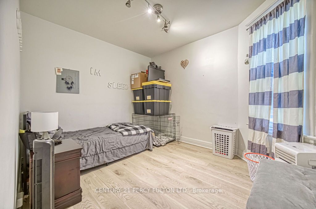 1606 Queen Street Property Photo 16