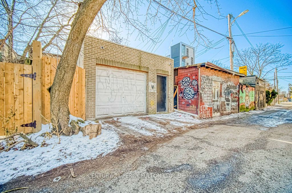 1606 Queen Street Property Photo 19