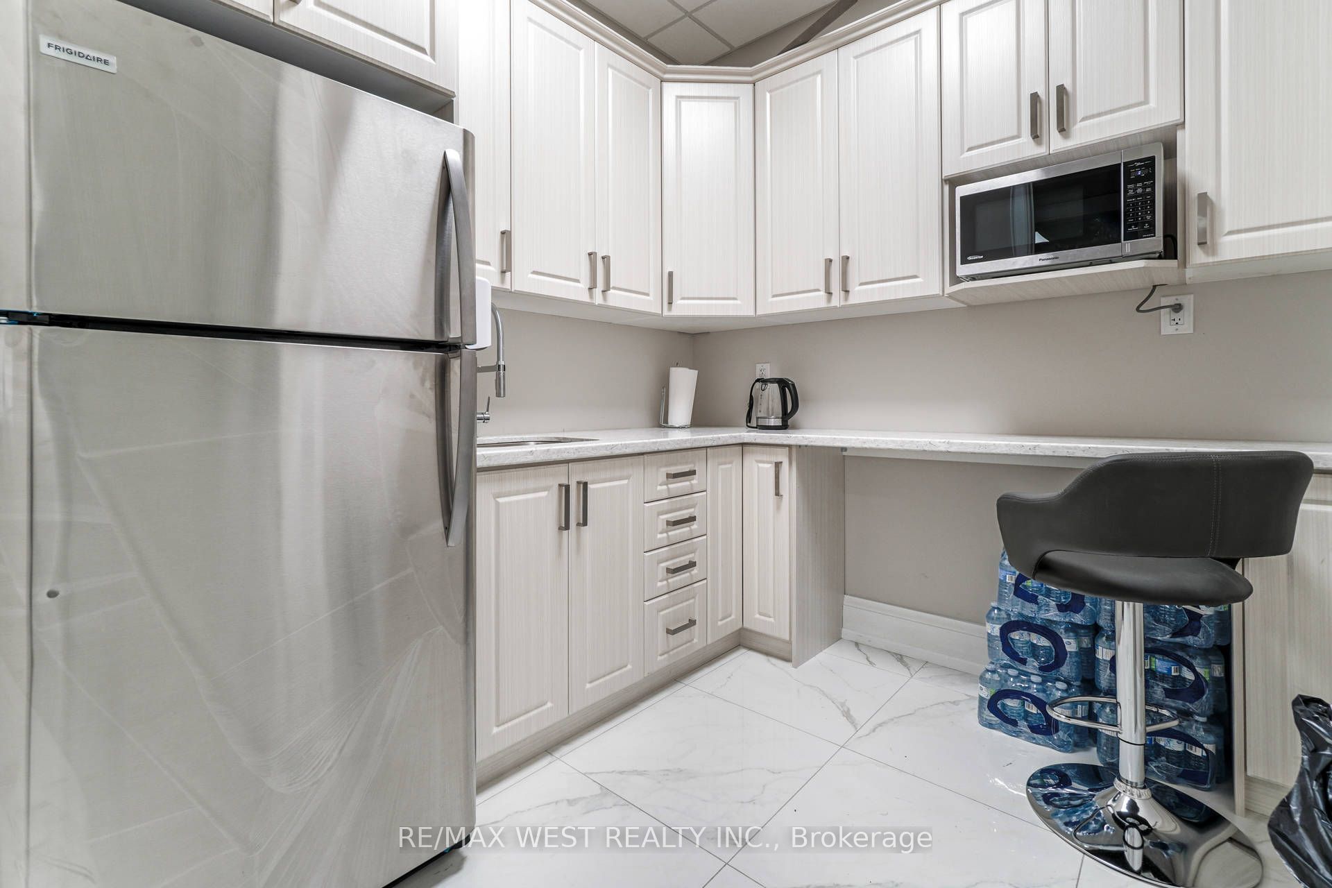 #20 (13) - 7956 Torbram Road Property Photo 24