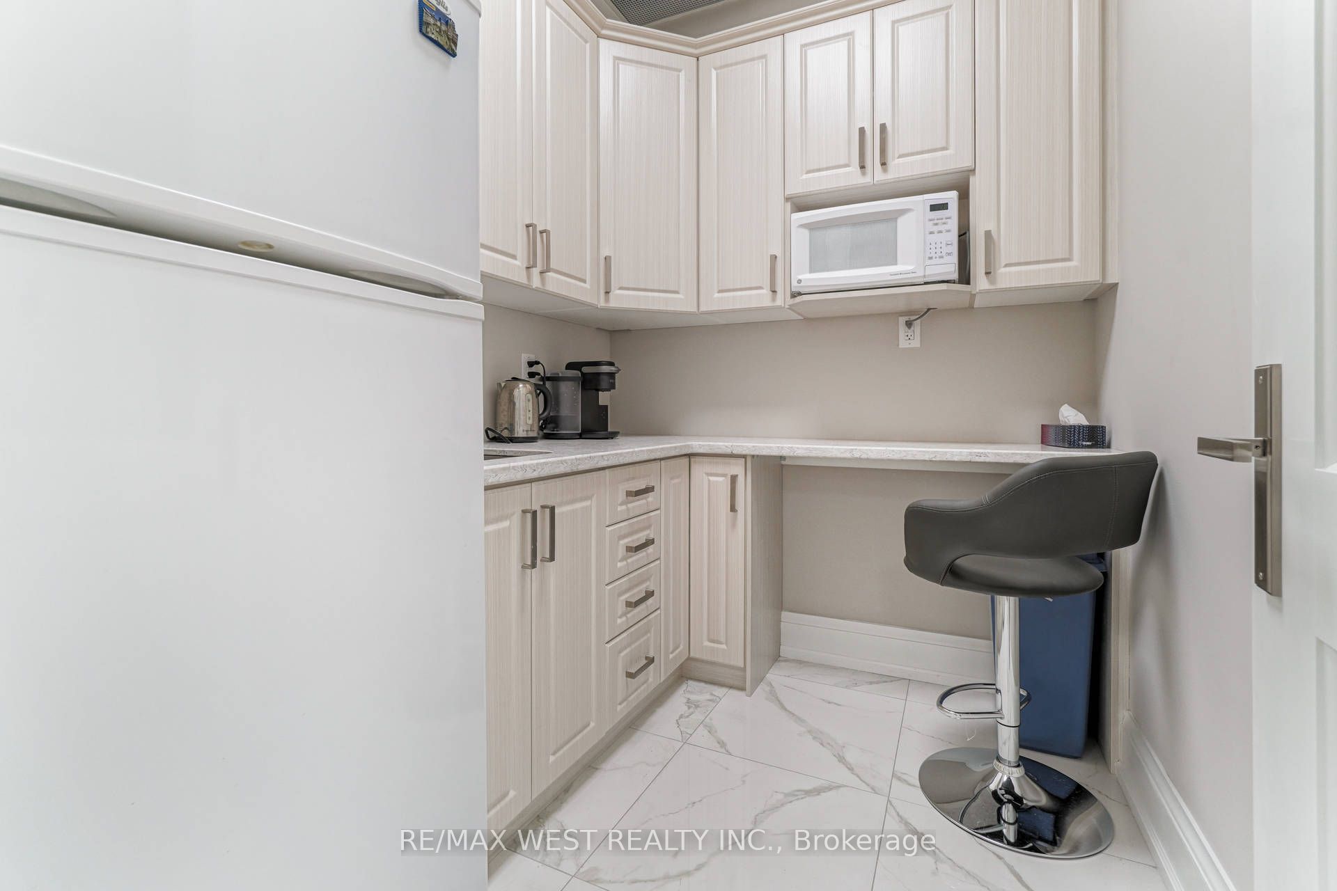 #20 (13) - 7956 Torbram Road Property Photo 25