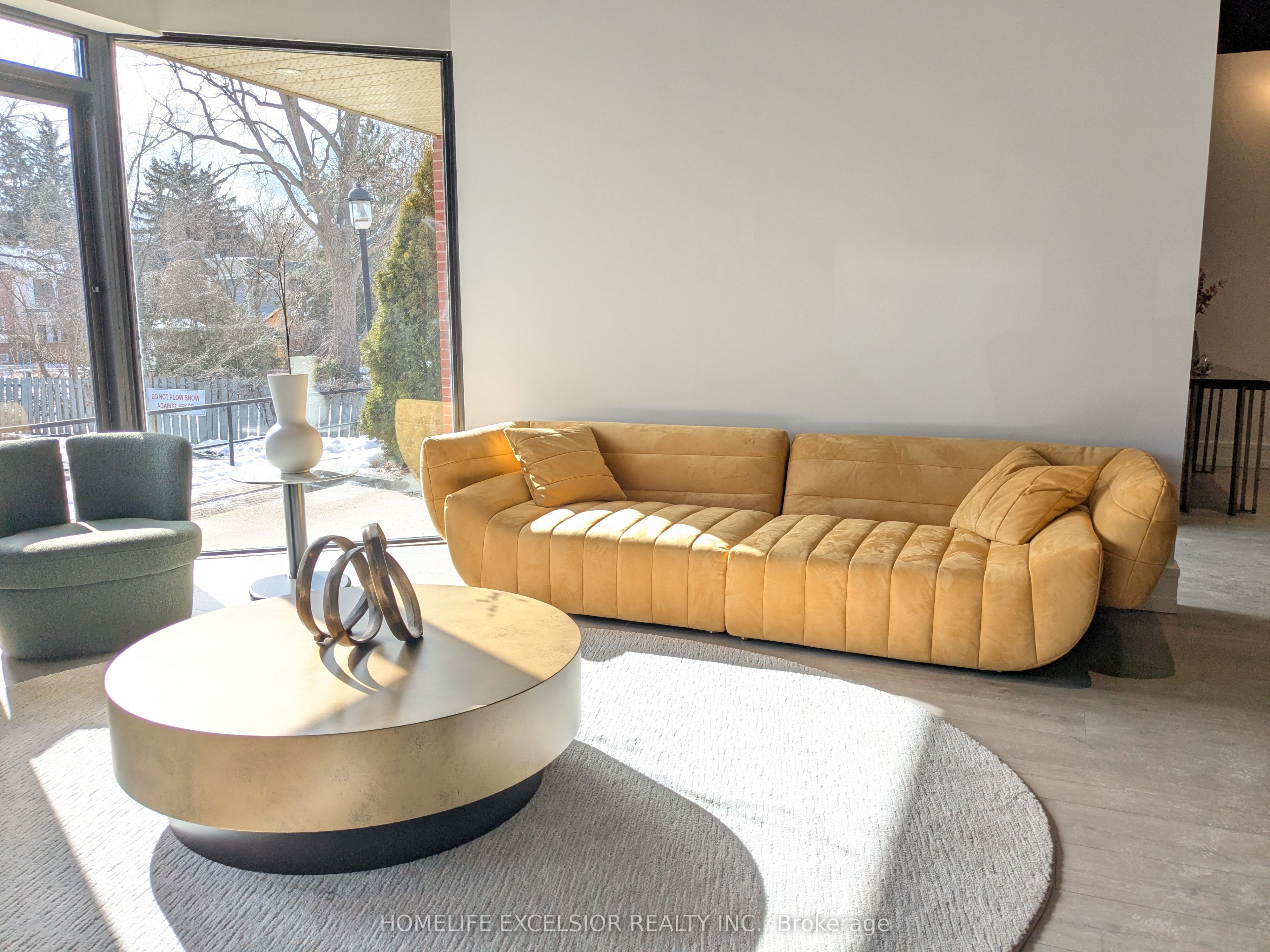#1/1a - 1528 Dundas Street Property Photo 8