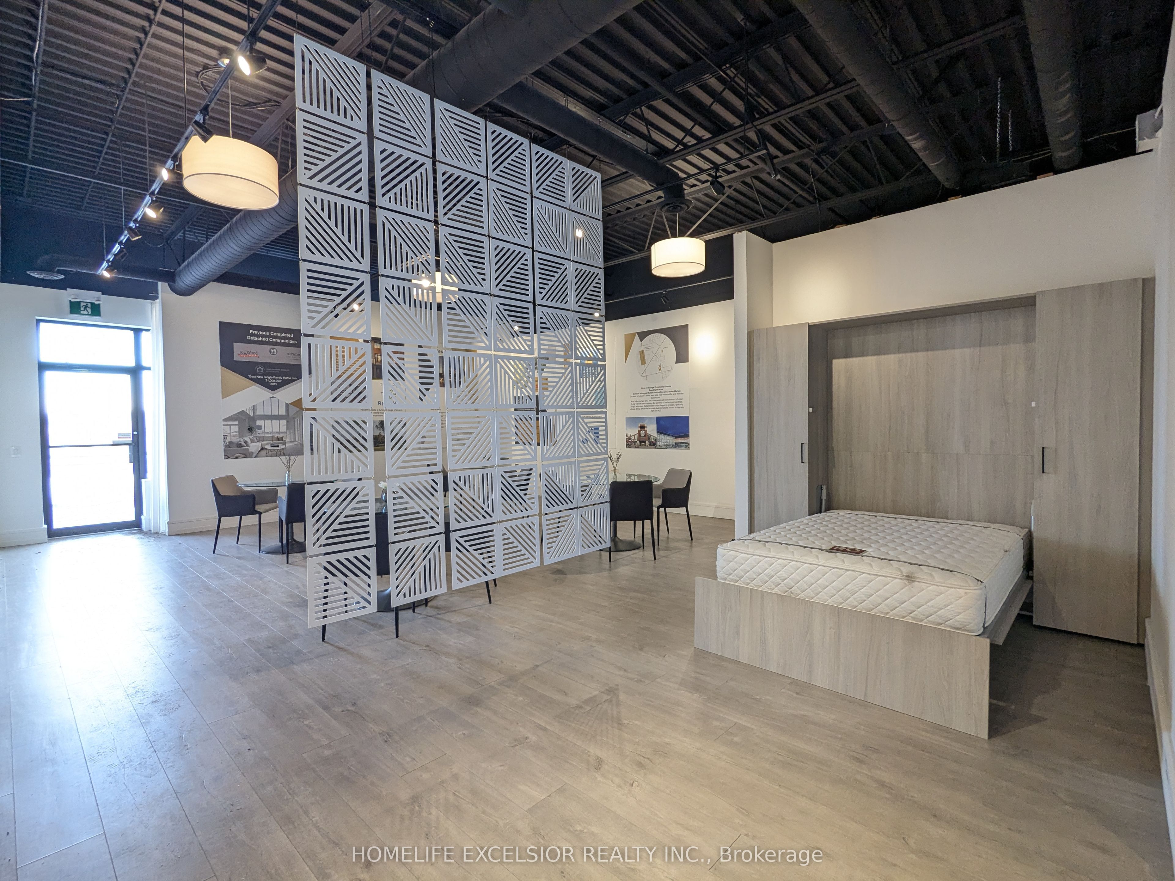 #1/1a - 1528 Dundas Street Property Photo 20