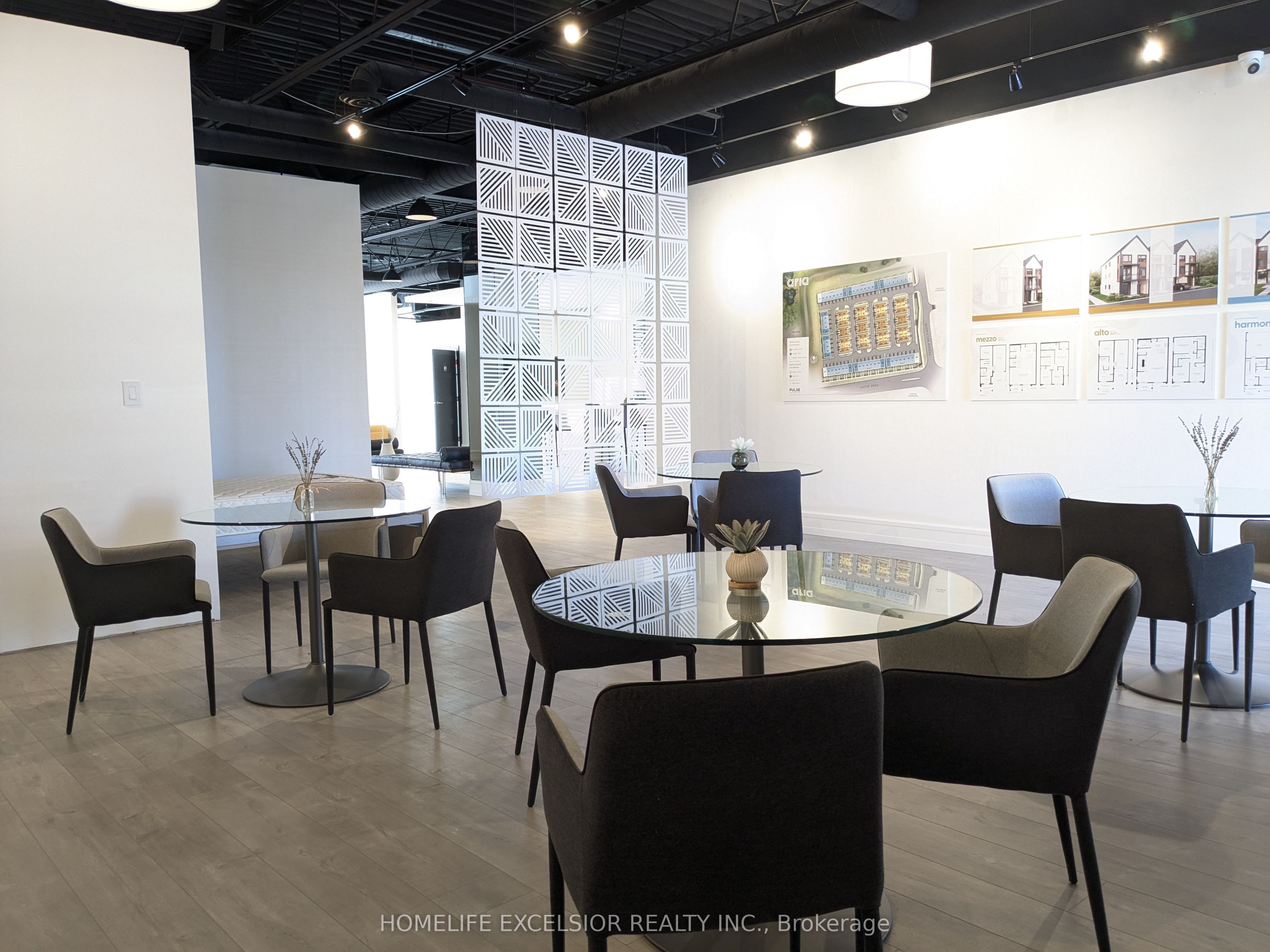 #1/1a - 1528 Dundas Street Property Photo 23