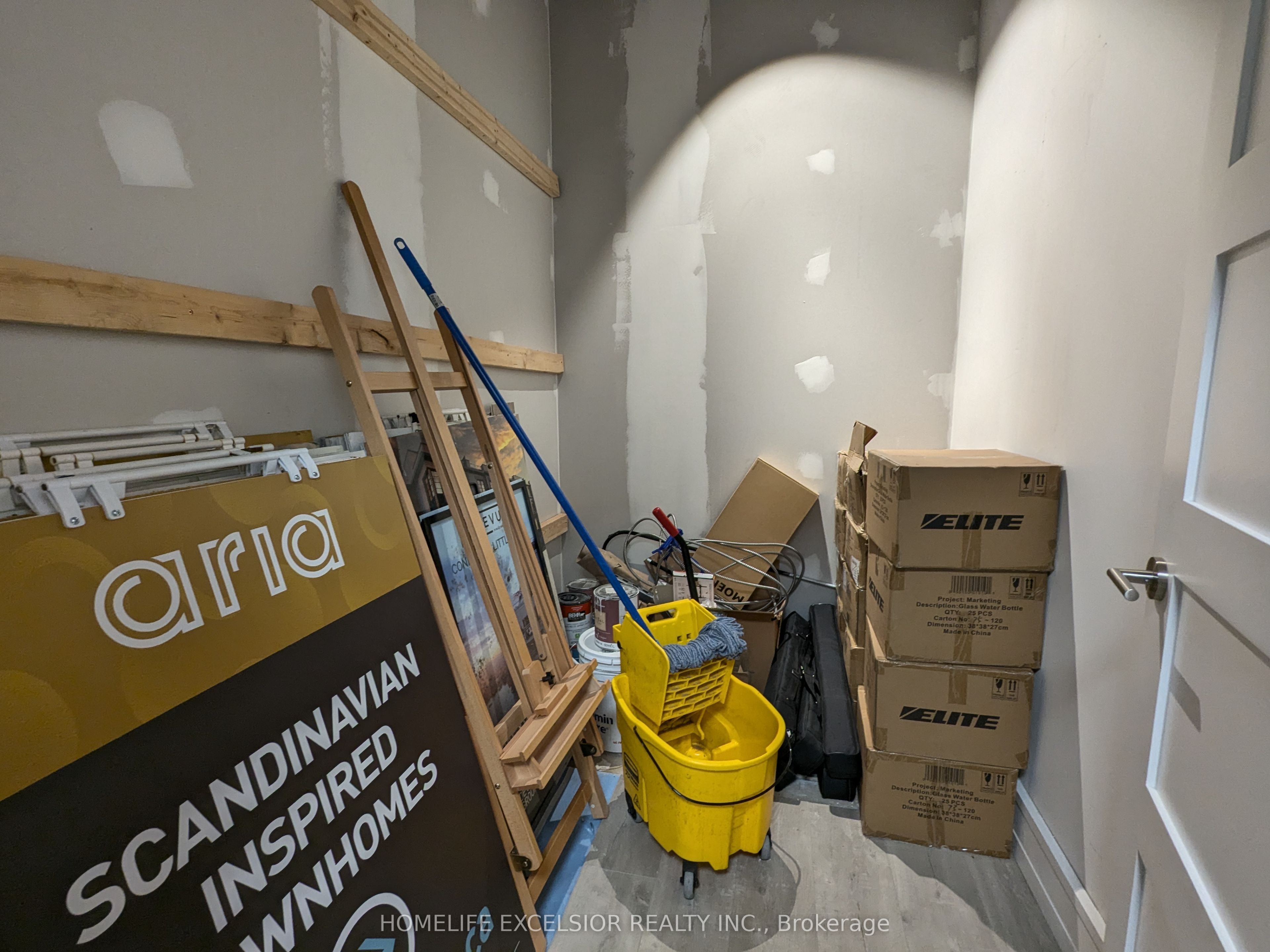 #1/1a - 1528 Dundas Street Property Photo 31