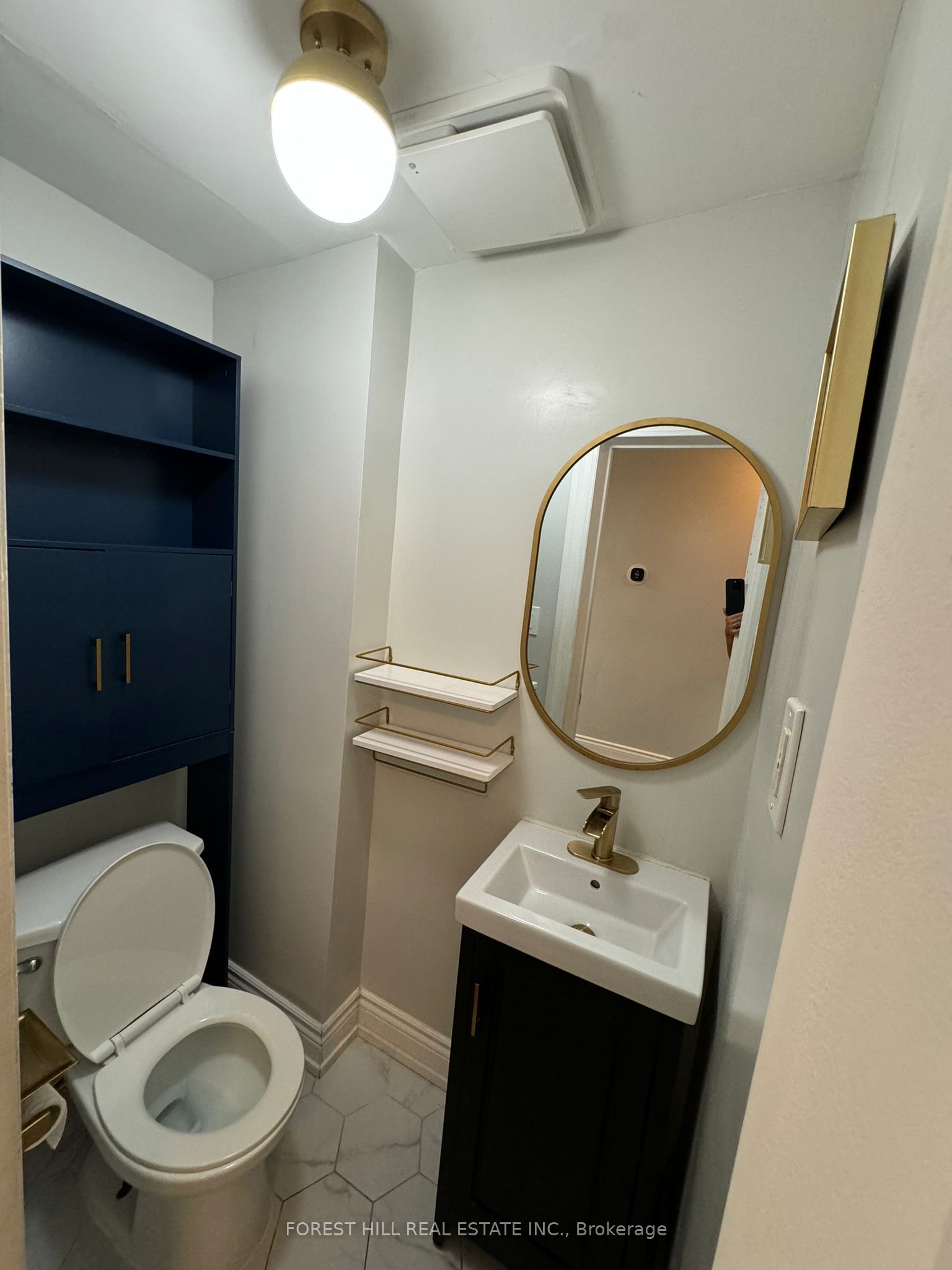 275 Blackthorn Avenue Property Photo 12