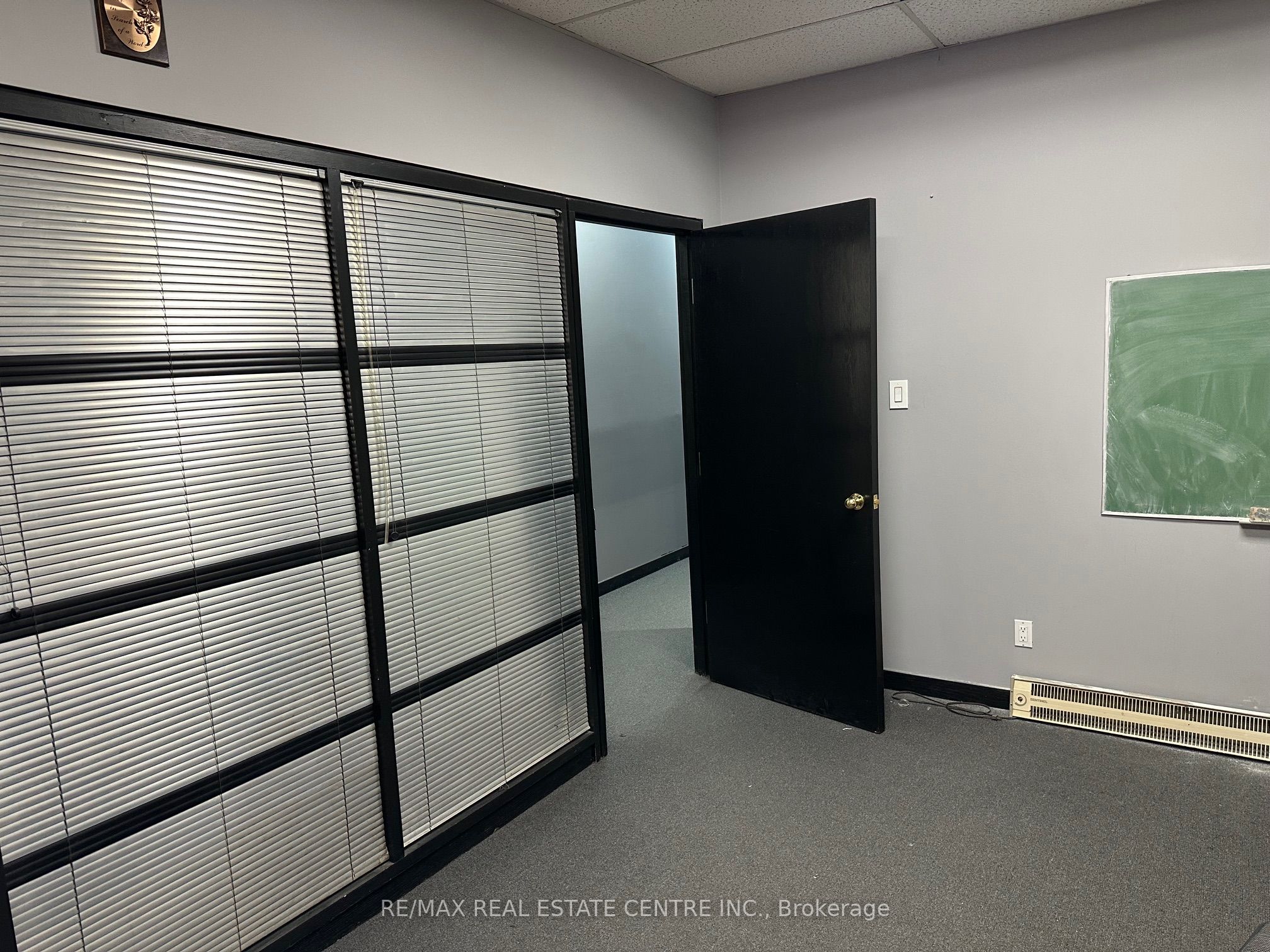 #13 - 75 Rosedale Avenue Property Photo 10