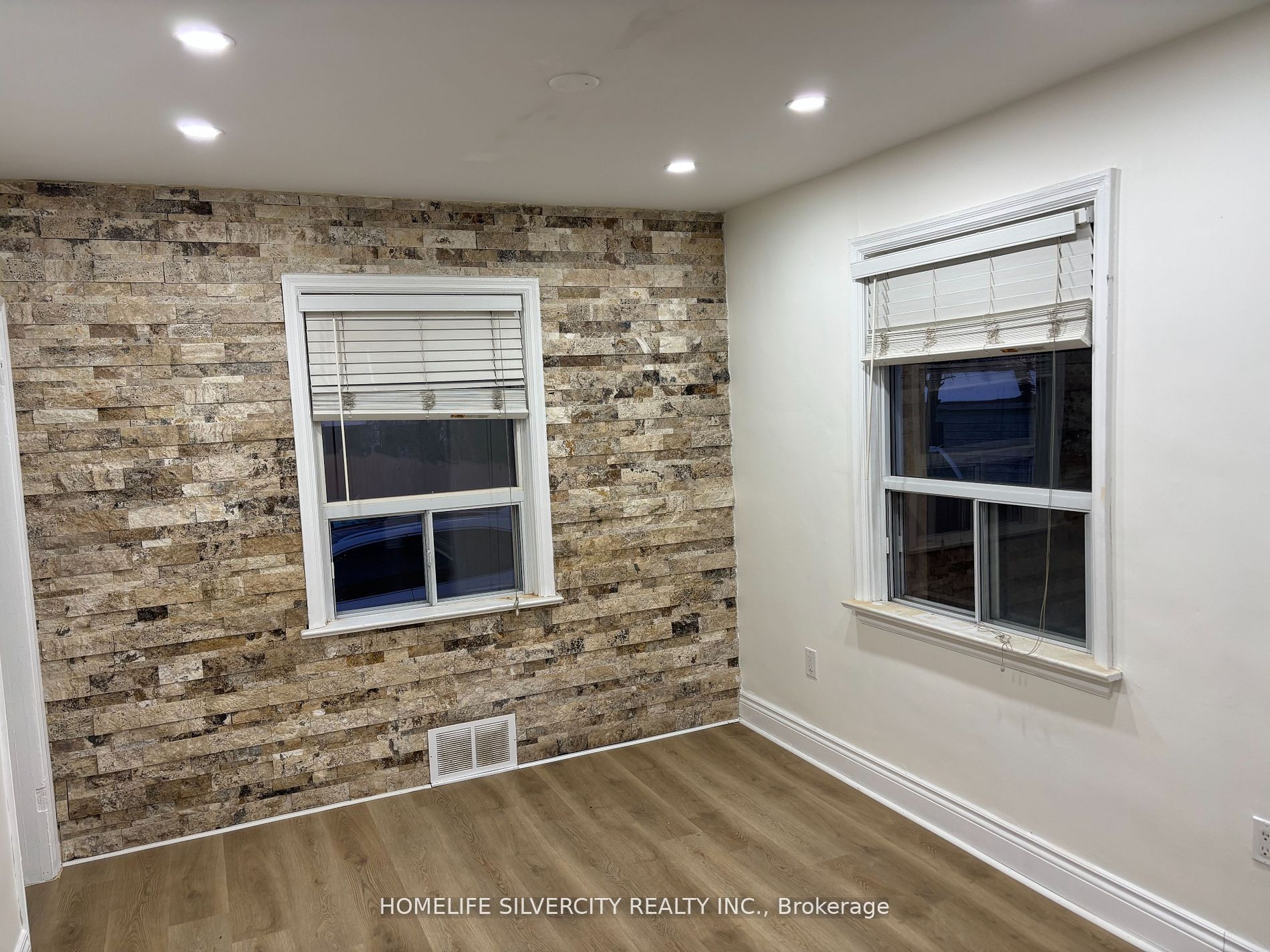 7 Queen Street Property Photo 7
