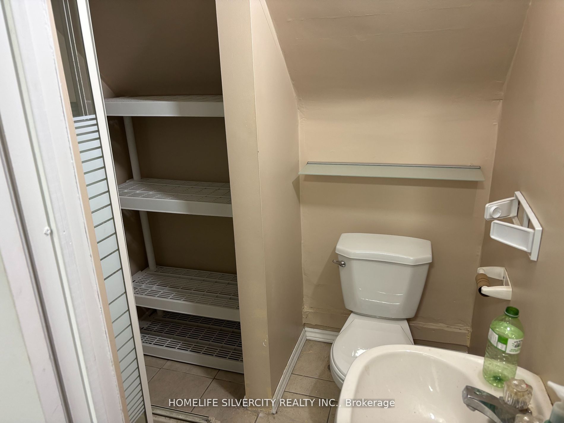 7 Queen Street Property Photo 15