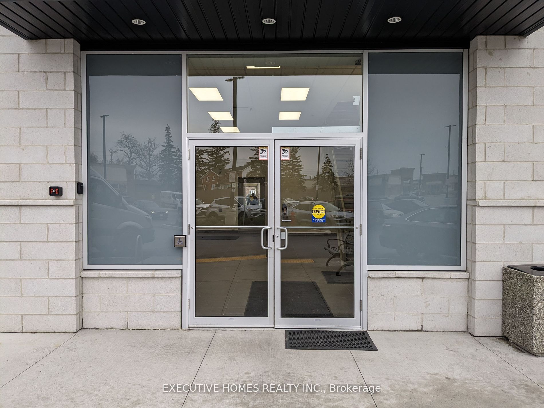 #234 - 3465 Platinum Drive Property Photo 3