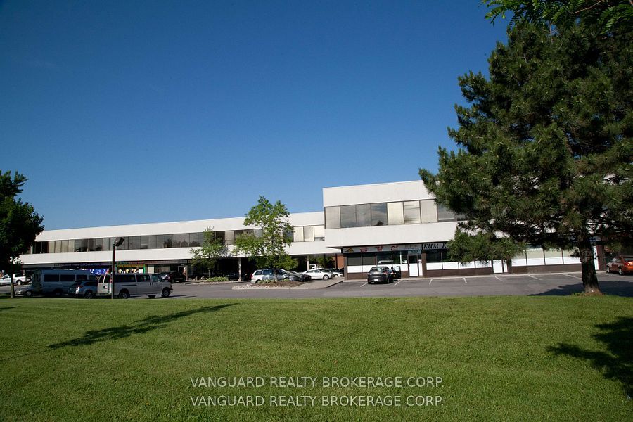 #211 - 5050 Dufferin Street Property Photo 2