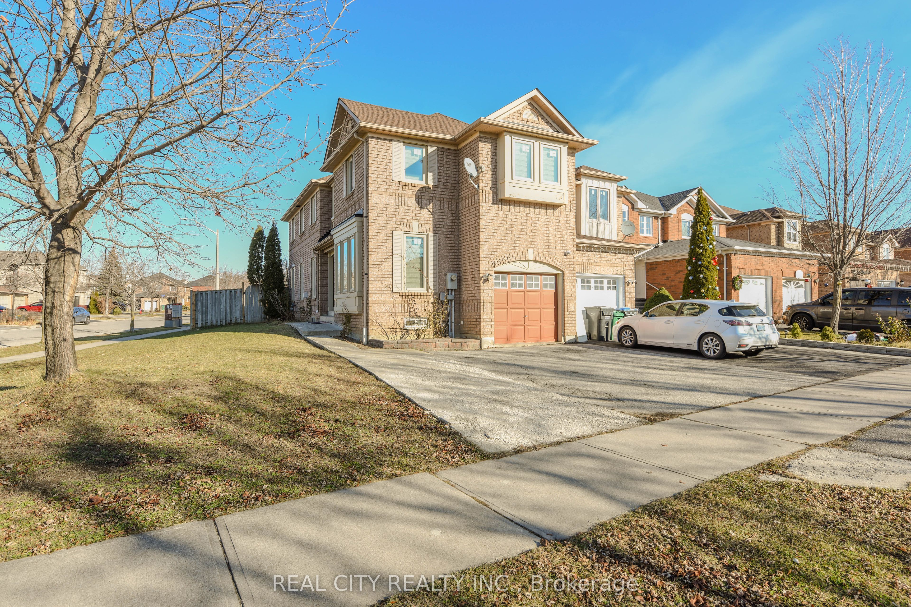 7020 Black Walnut Trail Property Photo 4