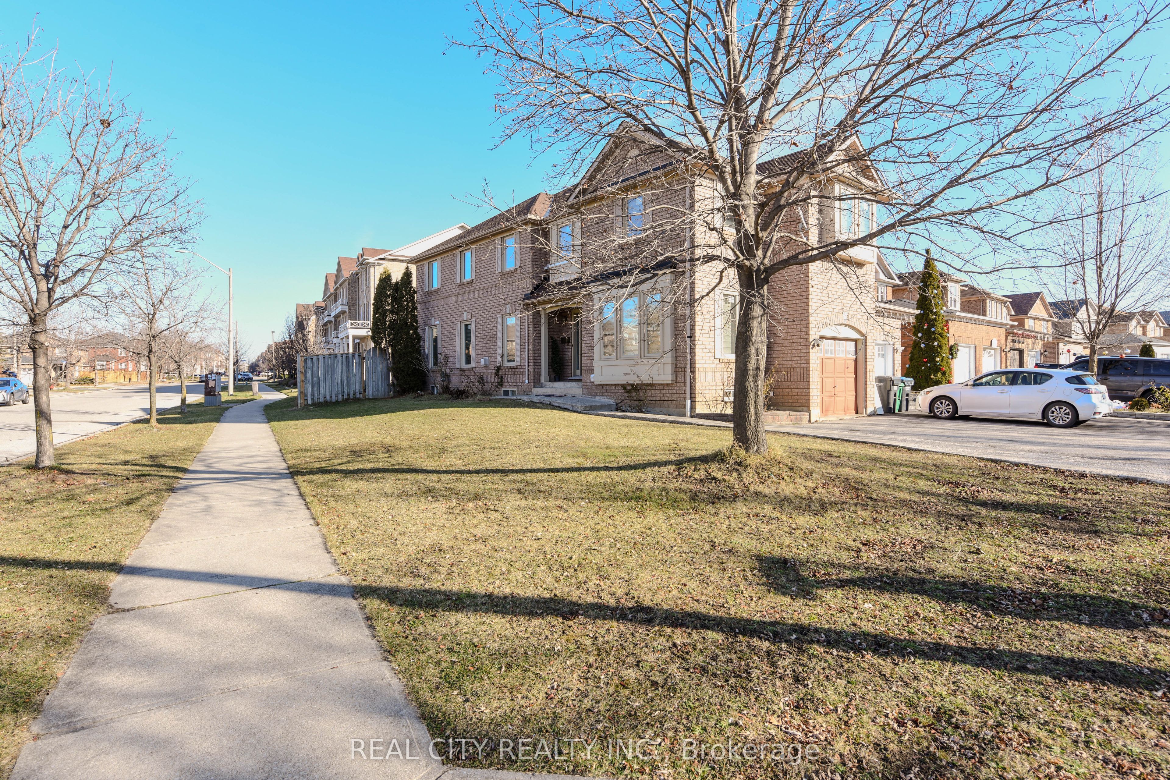 7020 Black Walnut Trail Property Photo 8
