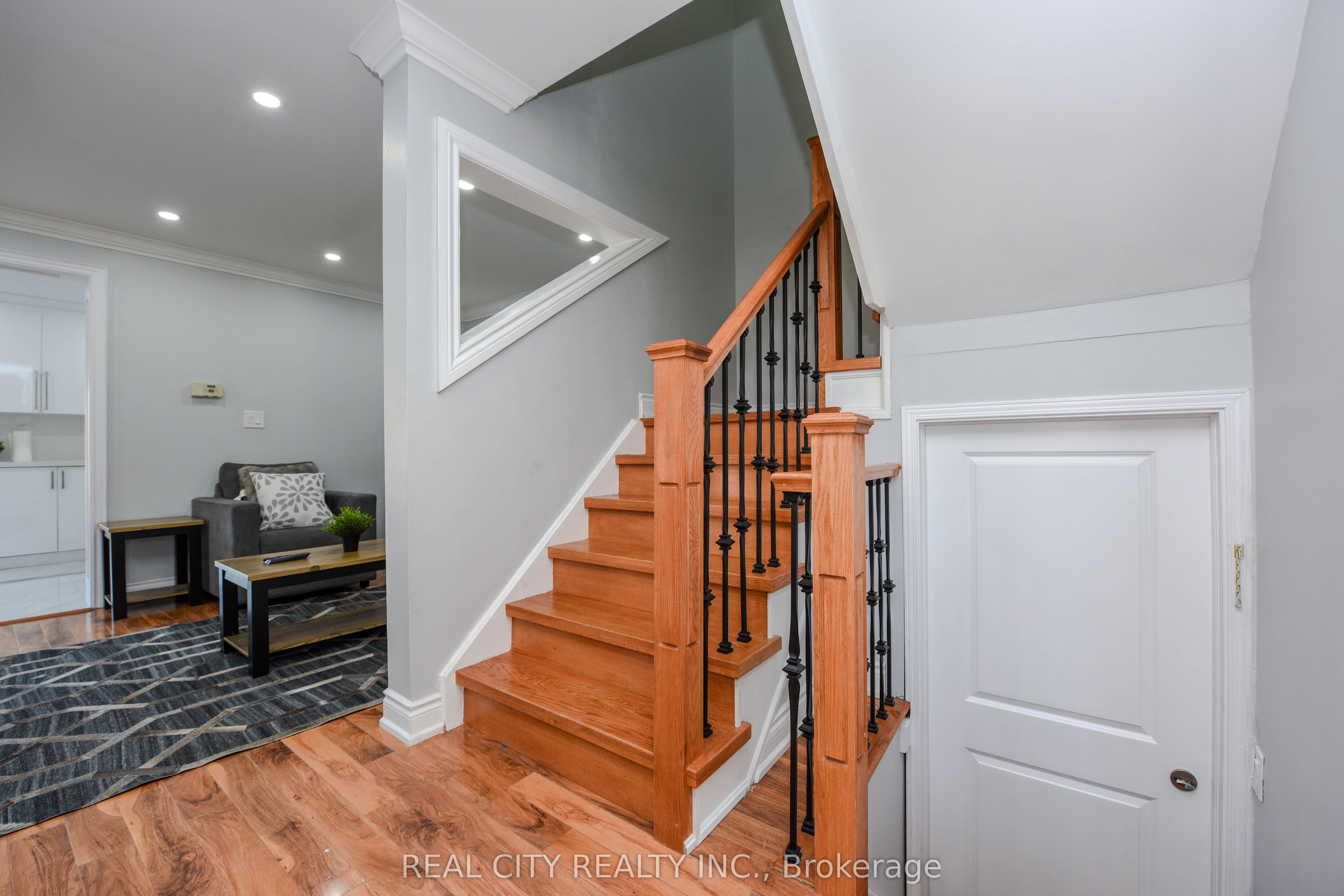 7020 Black Walnut Trail Property Photo 28