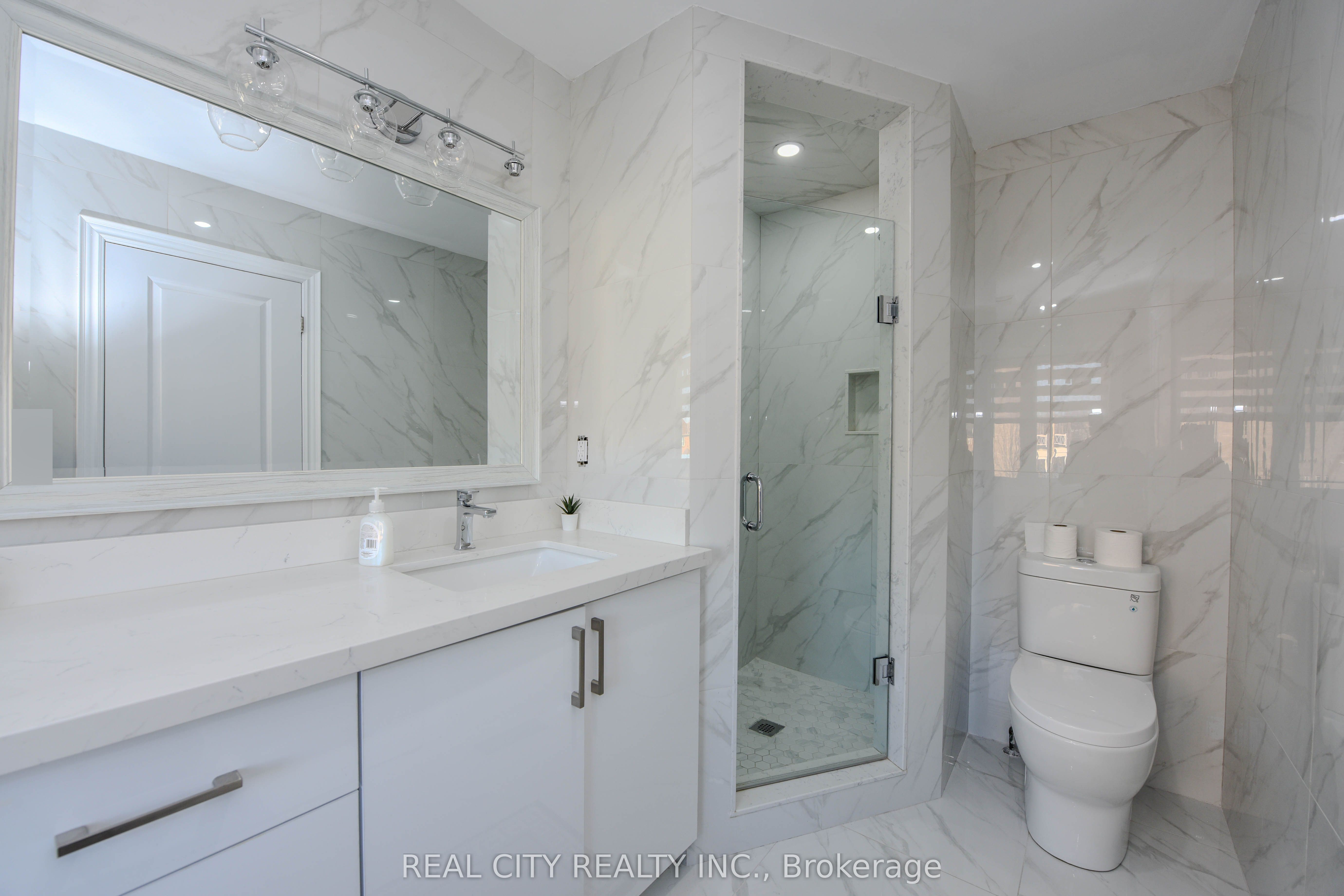 7020 Black Walnut Trail Property Photo 46
