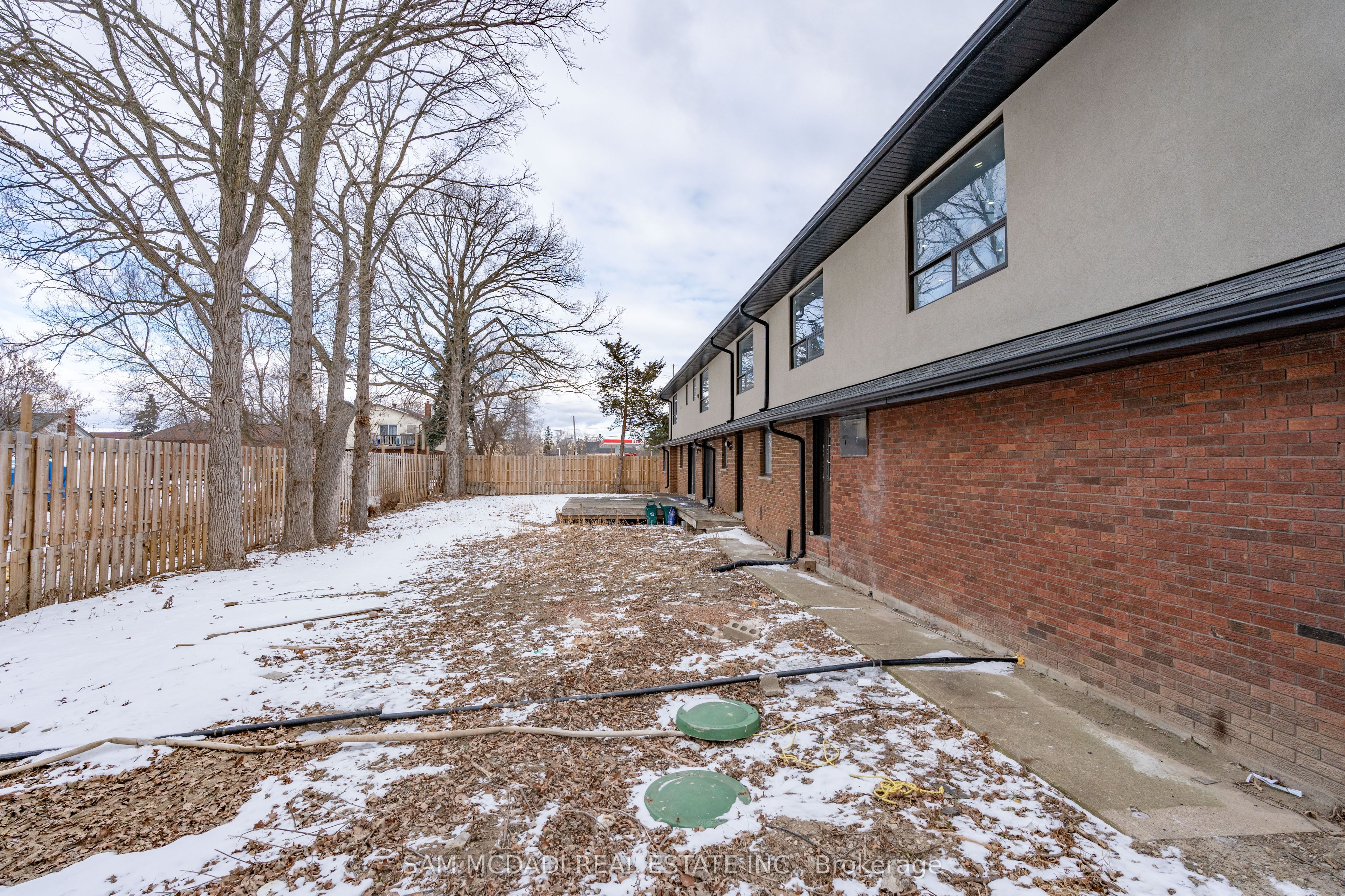 12951 Steeles Avenue Property Photo 5