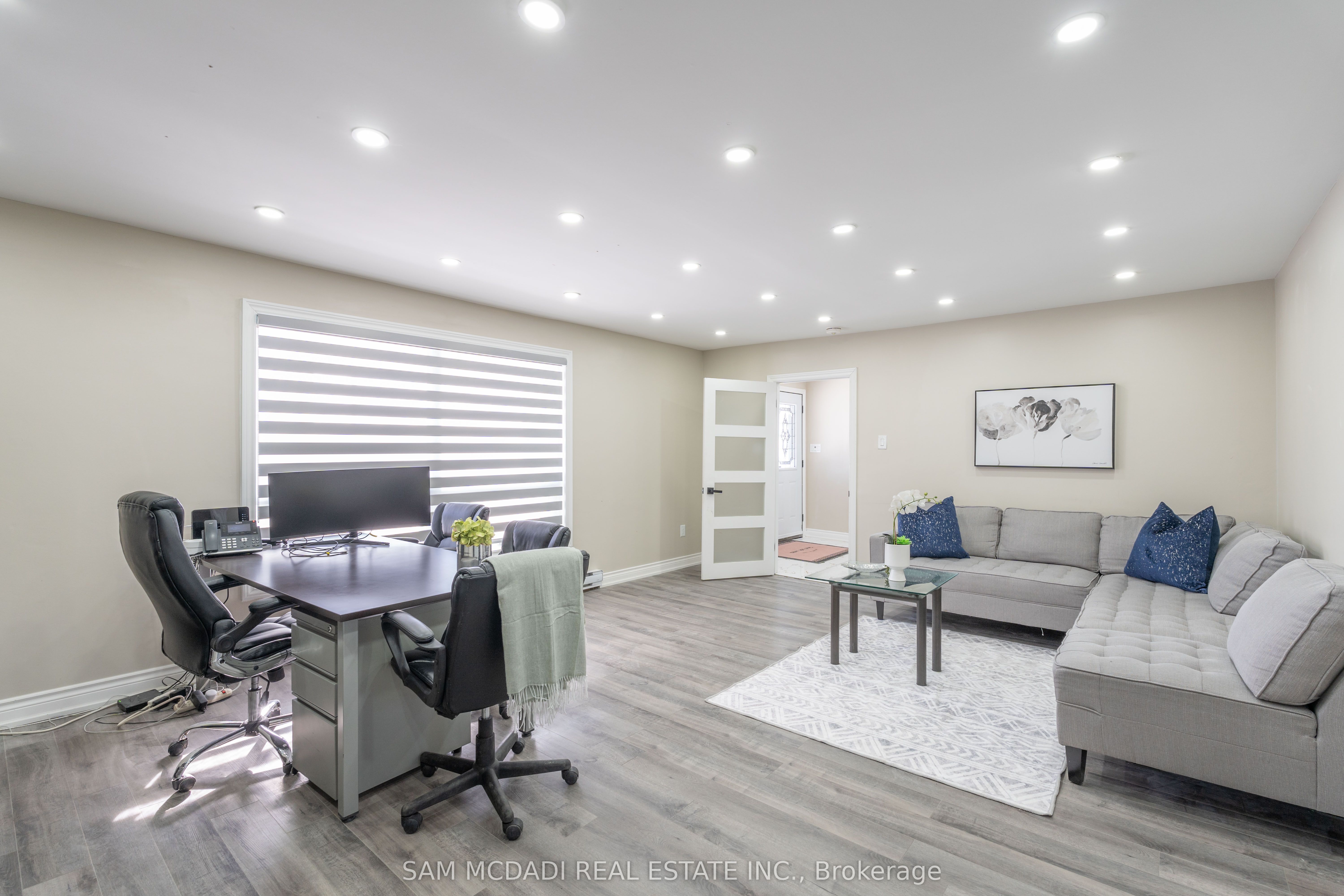 12951 Steeles Avenue Property Photo 18