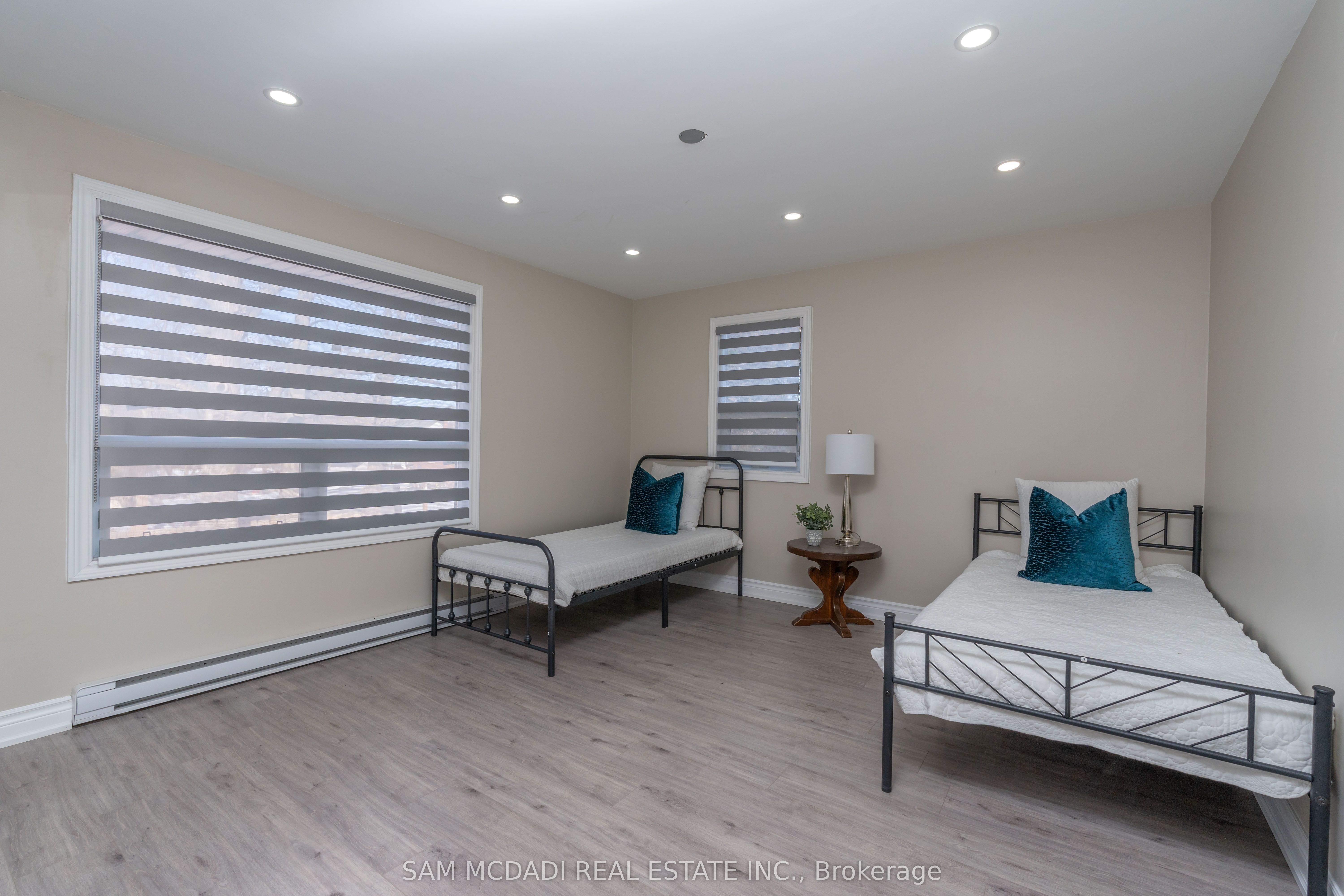 12951 Steeles Avenue Property Photo 23
