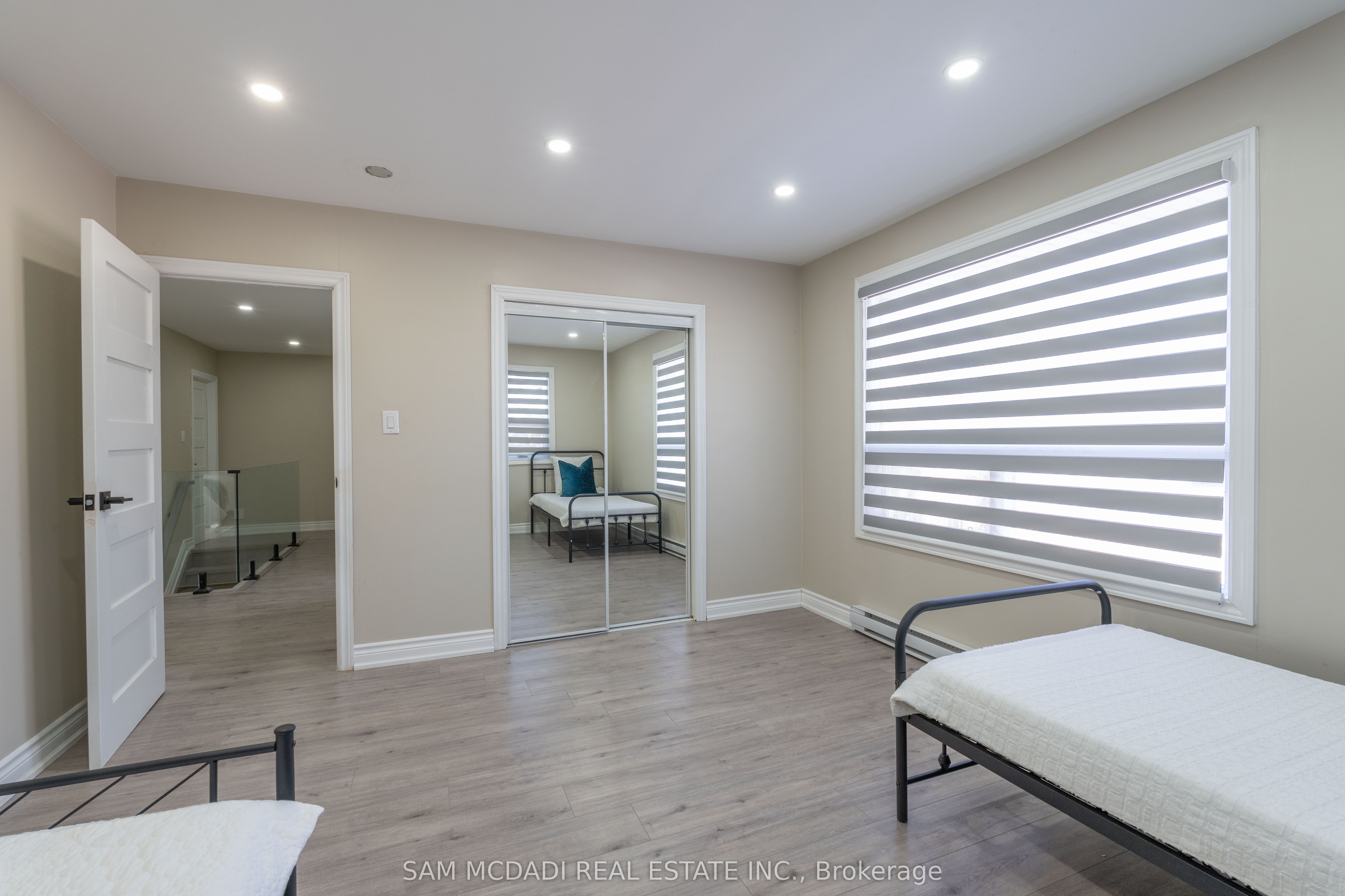 12951 Steeles Avenue Property Photo 24