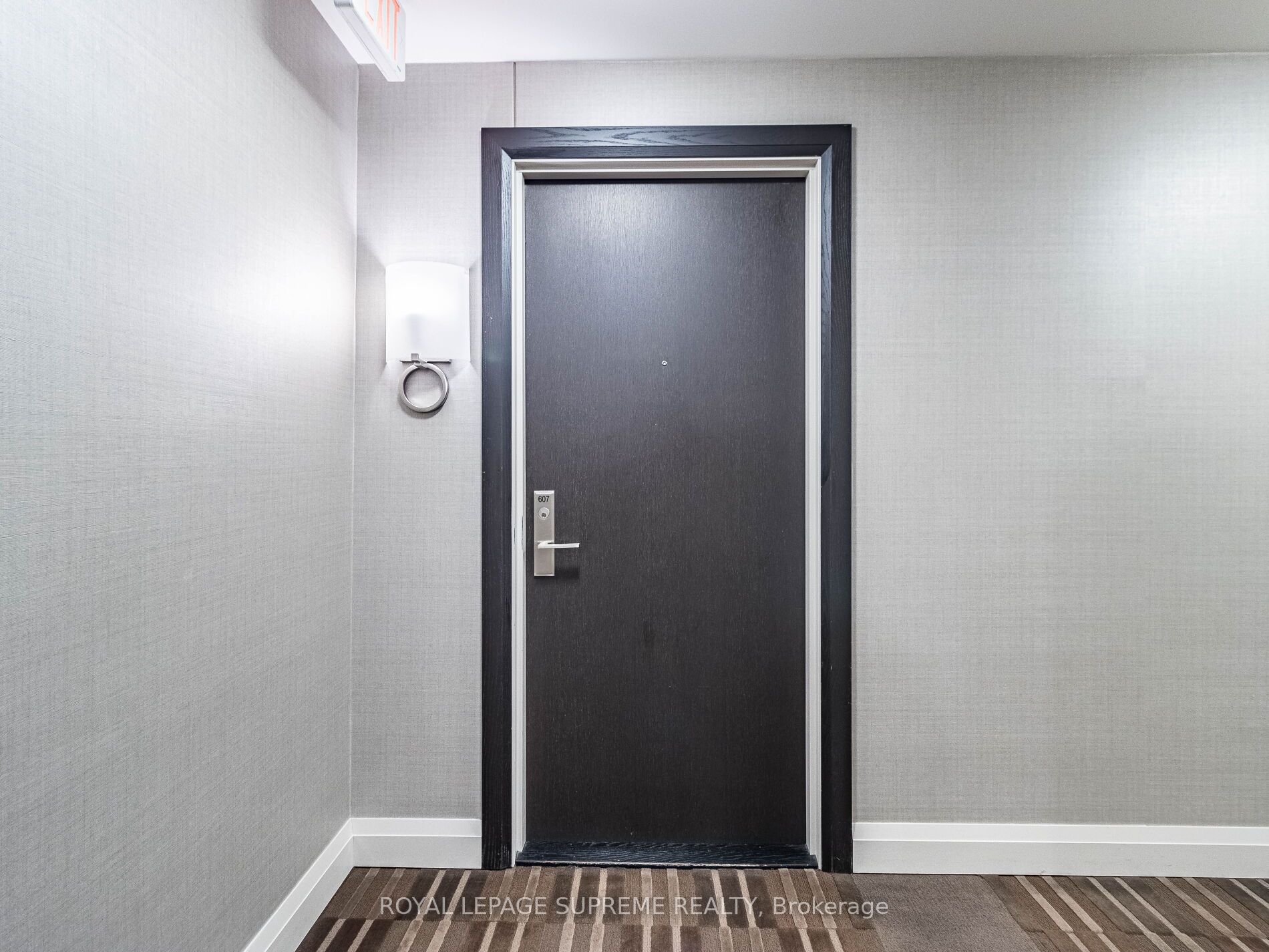 #607 - 25 Fontenay Court Property Photo 10