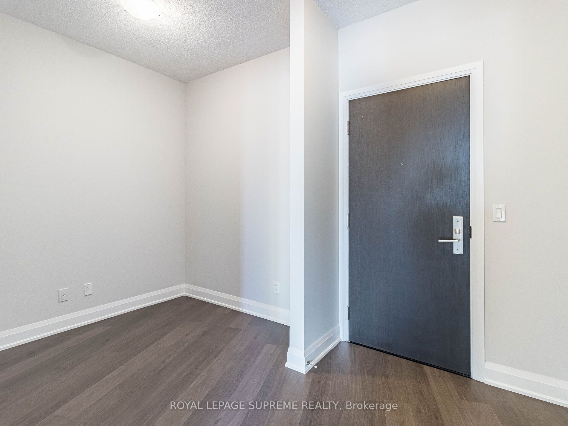 #607 - 25 Fontenay Court Property Photo 13