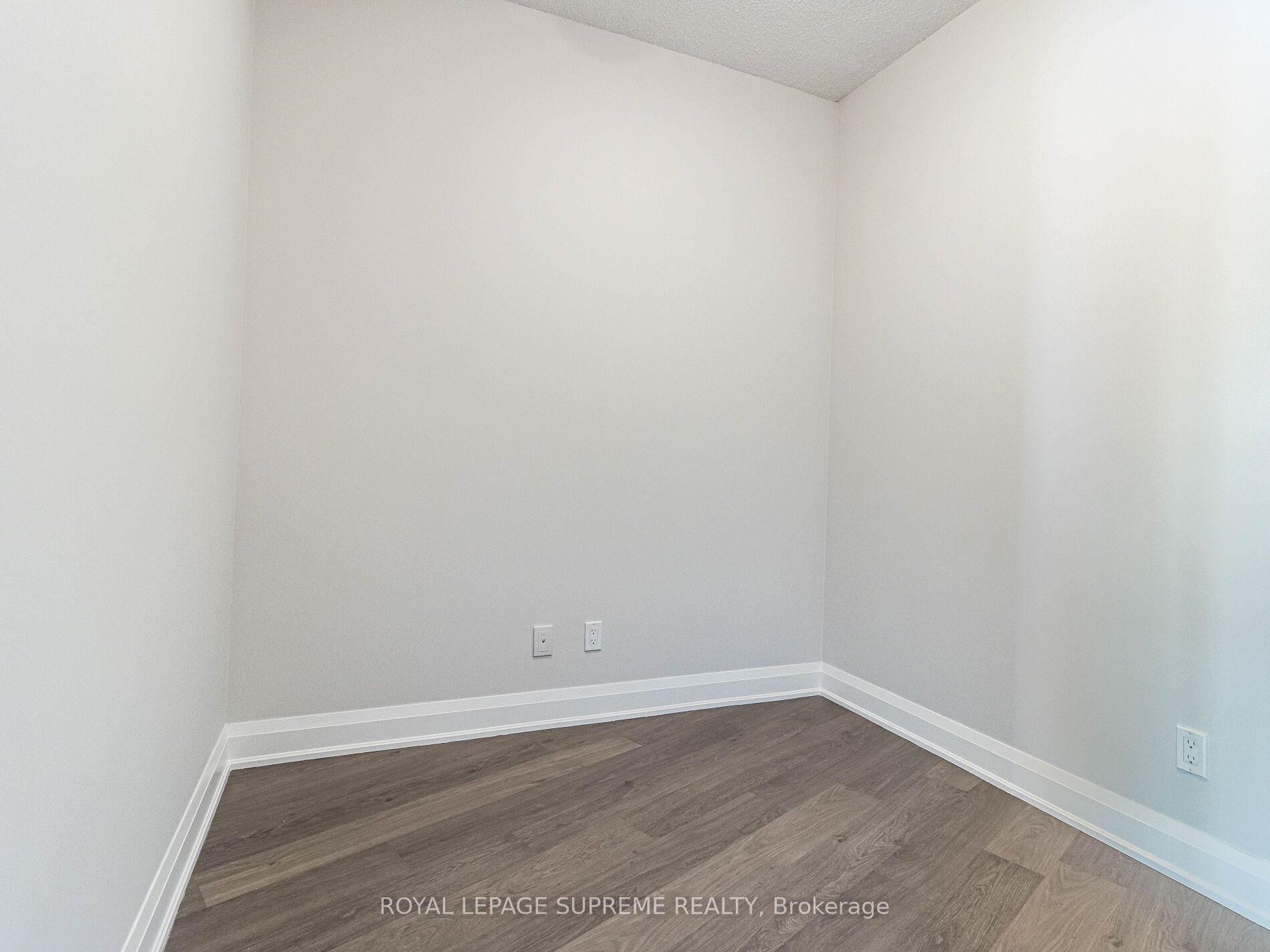#607 - 25 Fontenay Court Property Photo 14