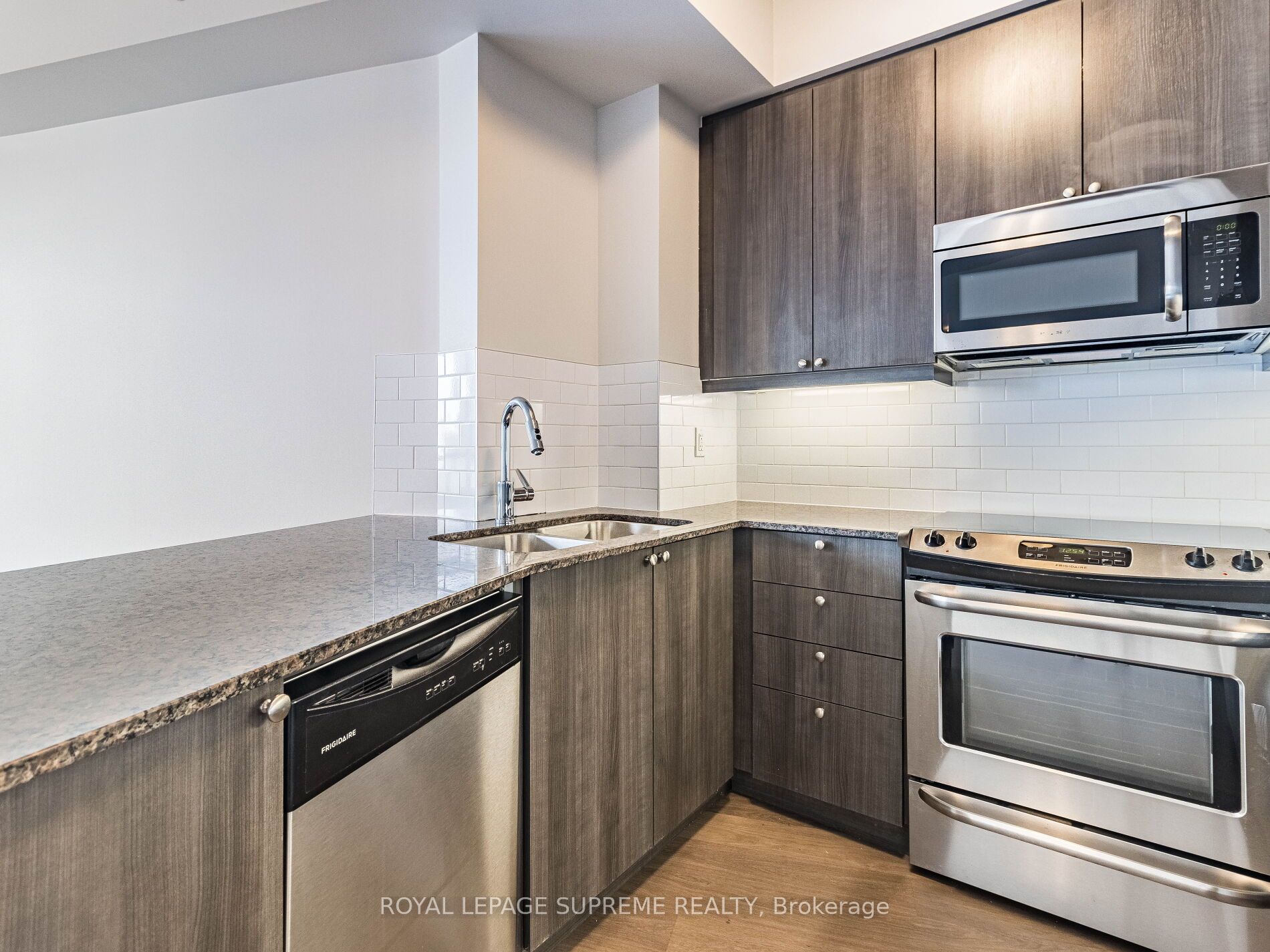#607 - 25 Fontenay Court Property Photo 30