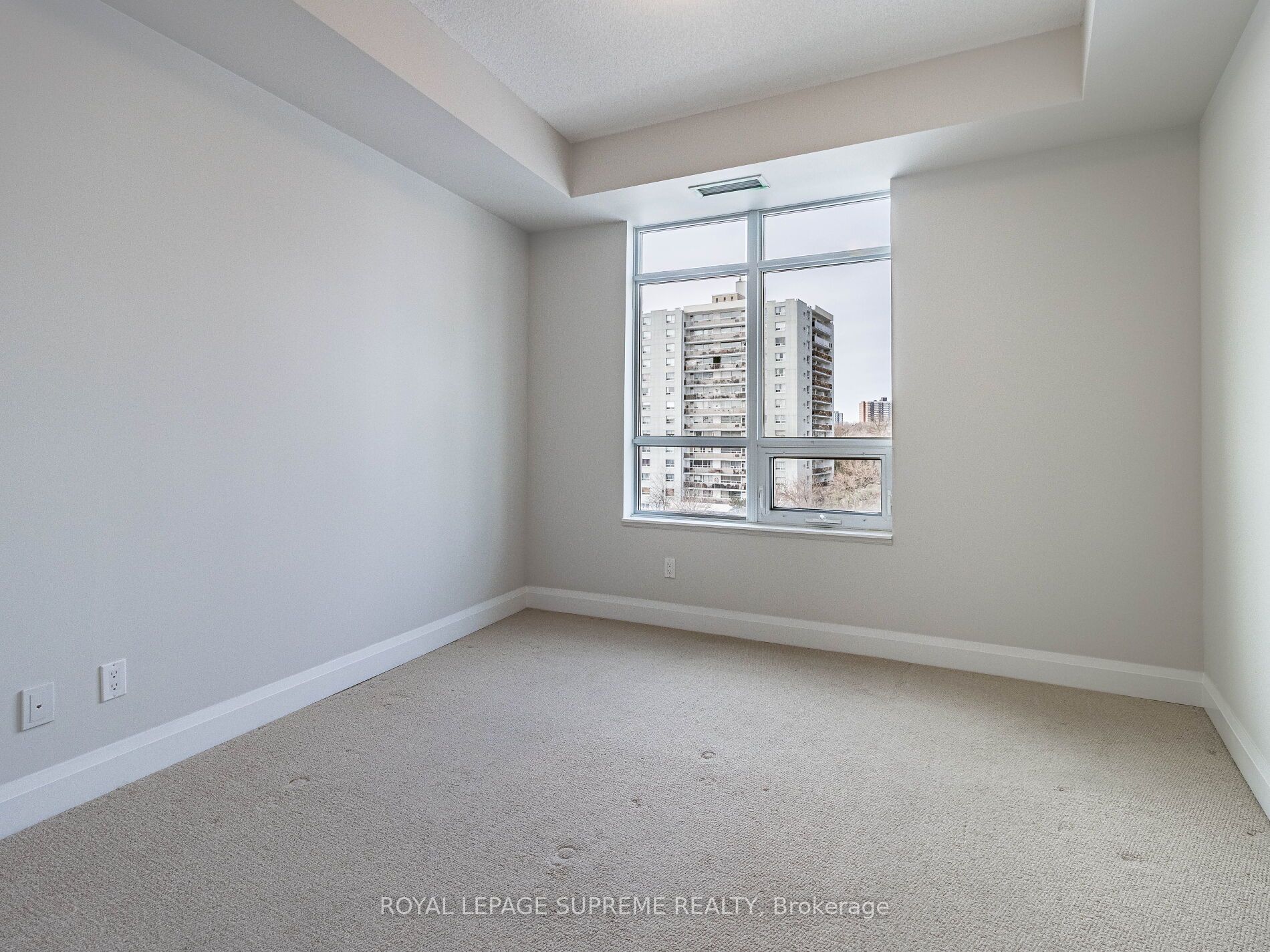 #607 - 25 Fontenay Court Property Photo 34