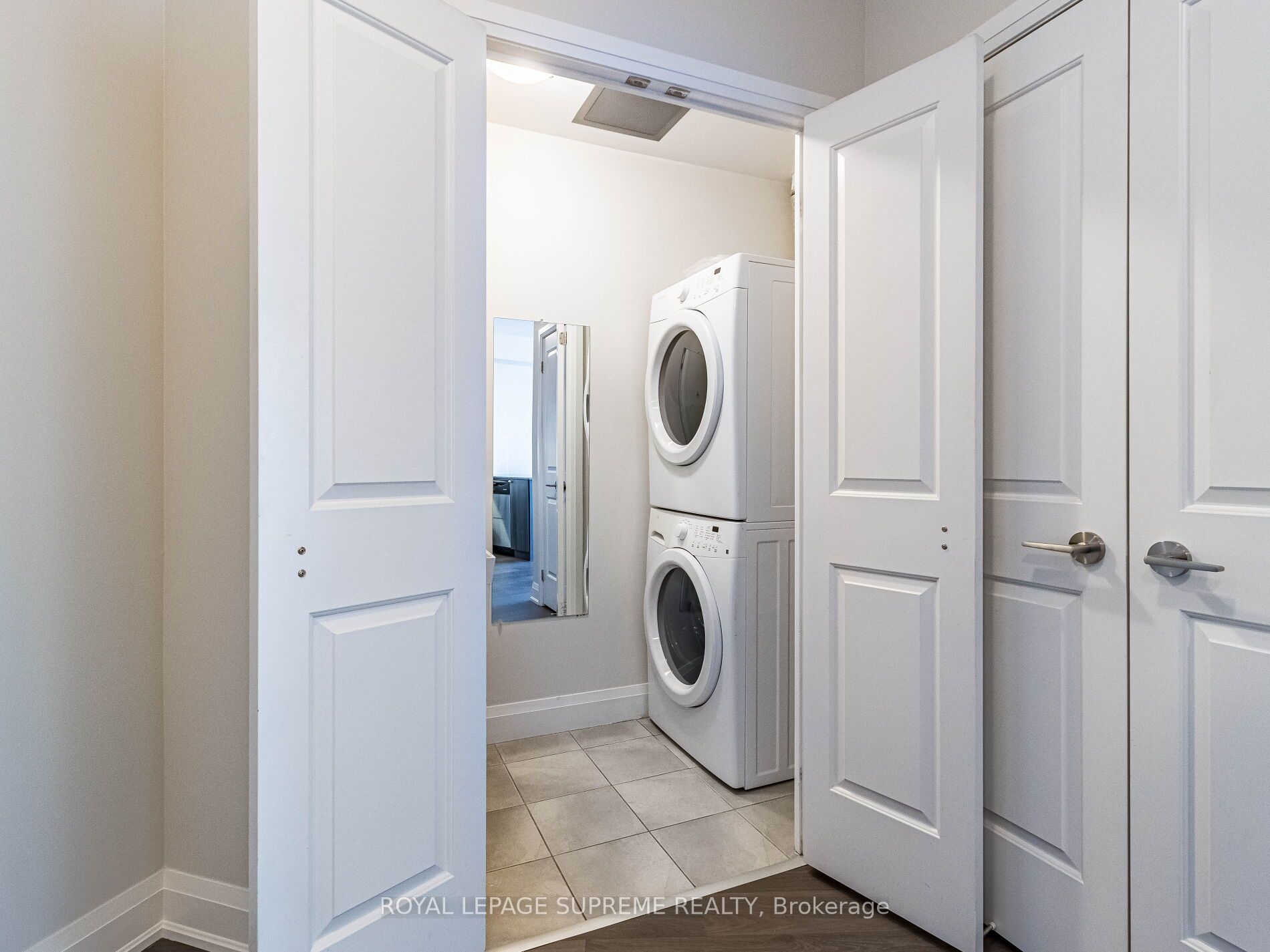 #607 - 25 Fontenay Court Property Photo 45