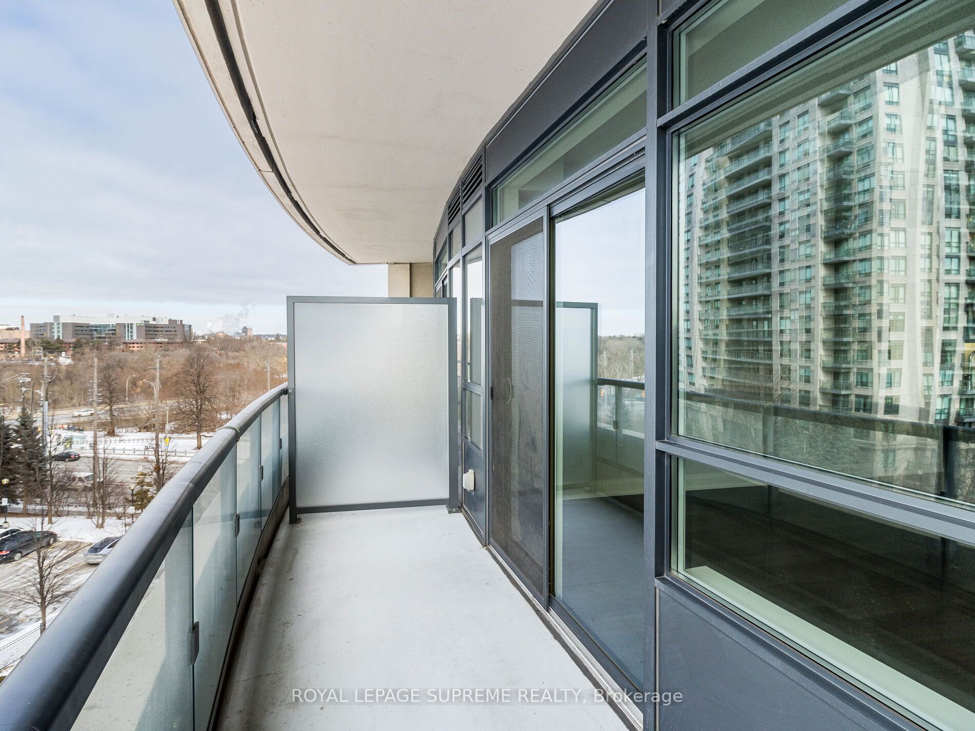 #607 - 25 Fontenay Court Property Photo 47