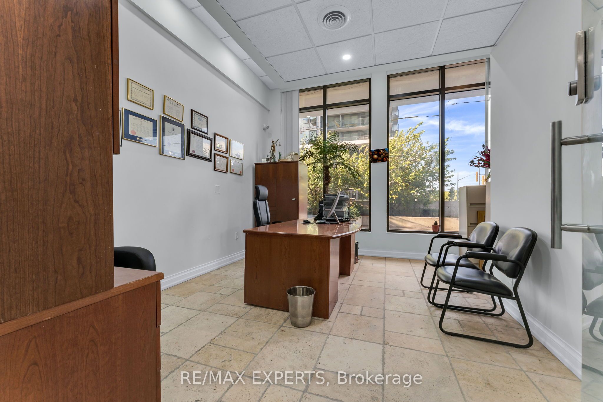 #108 - 1 De Boers Drive Property Photo 12
