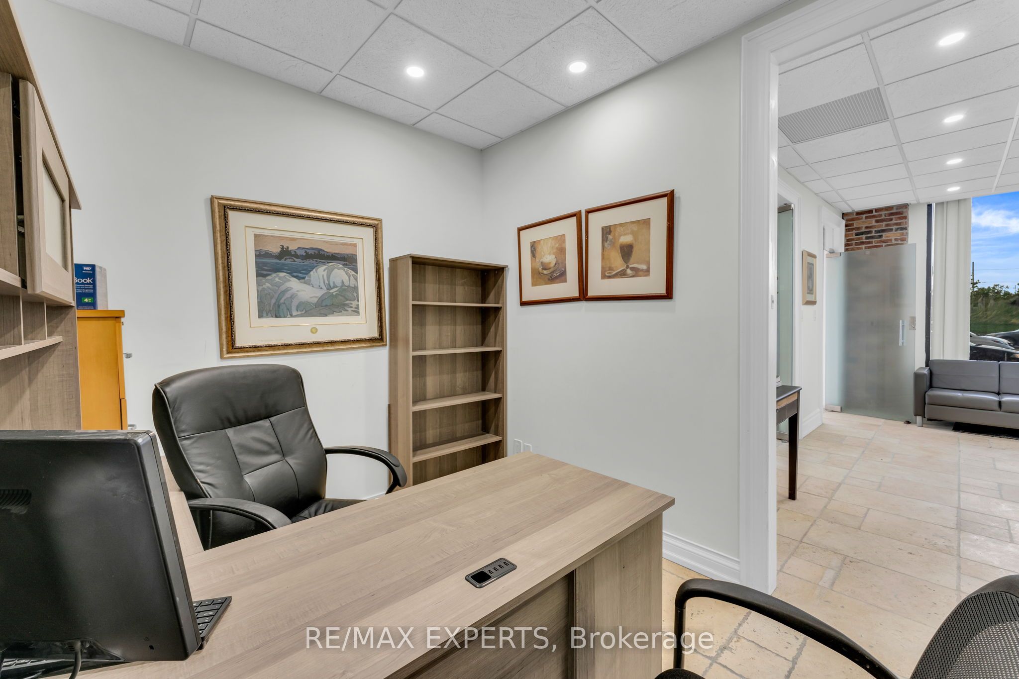 #108 - 1 De Boers Drive Property Photo 18