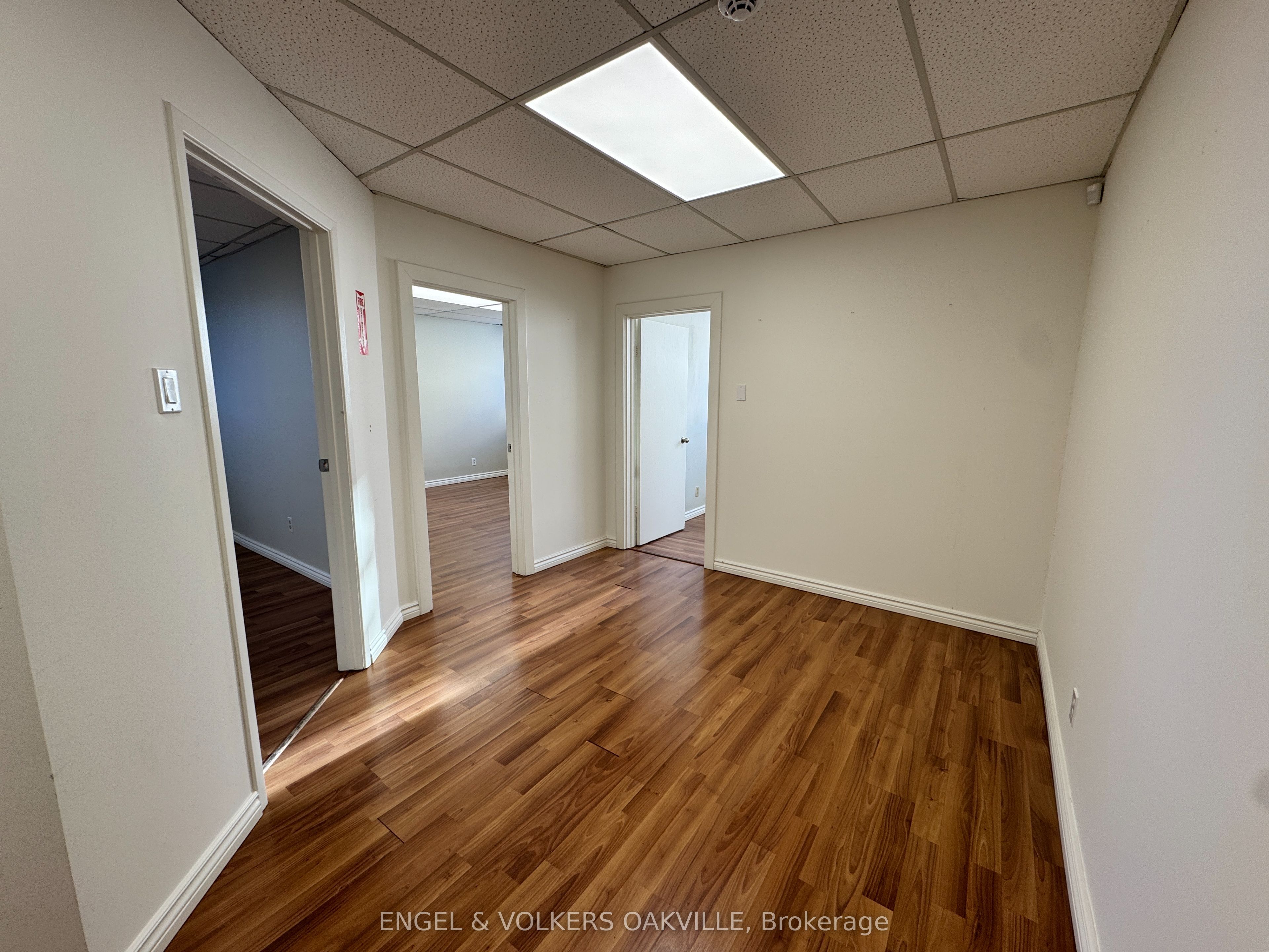 #207 - 260 Church Street Property Photo 5