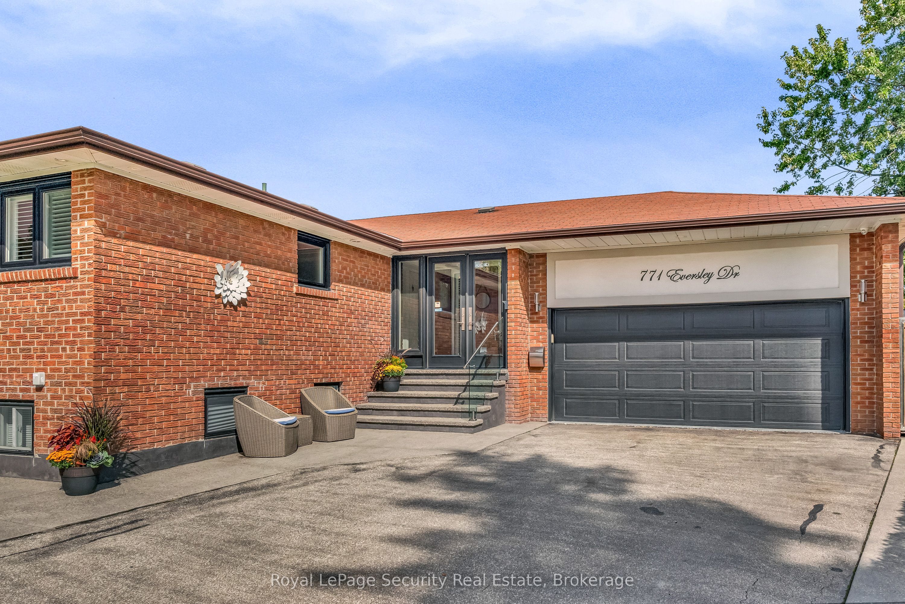 771 Eversley Drive Property Photo 1
