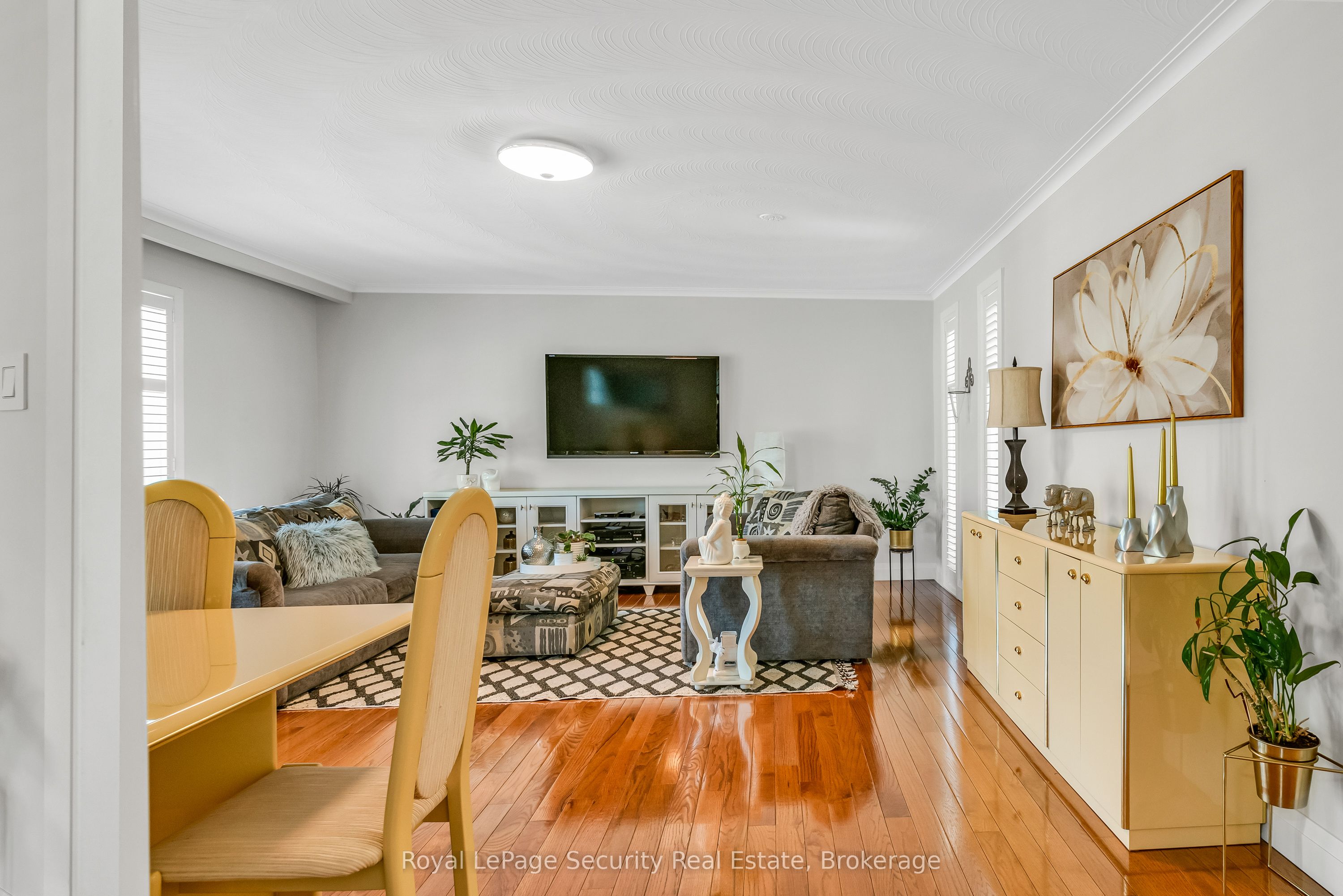 771 Eversley Drive Property Photo 11