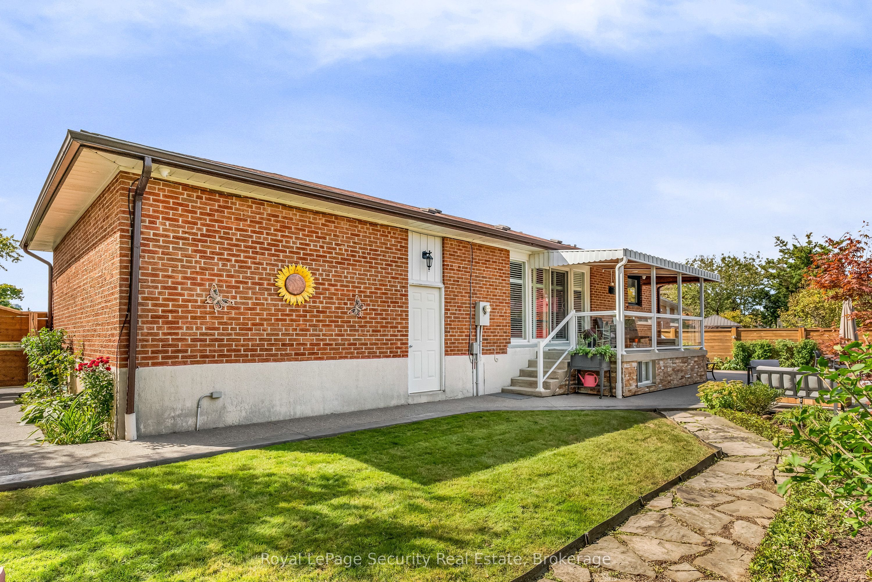 771 Eversley Drive Property Photo 34
