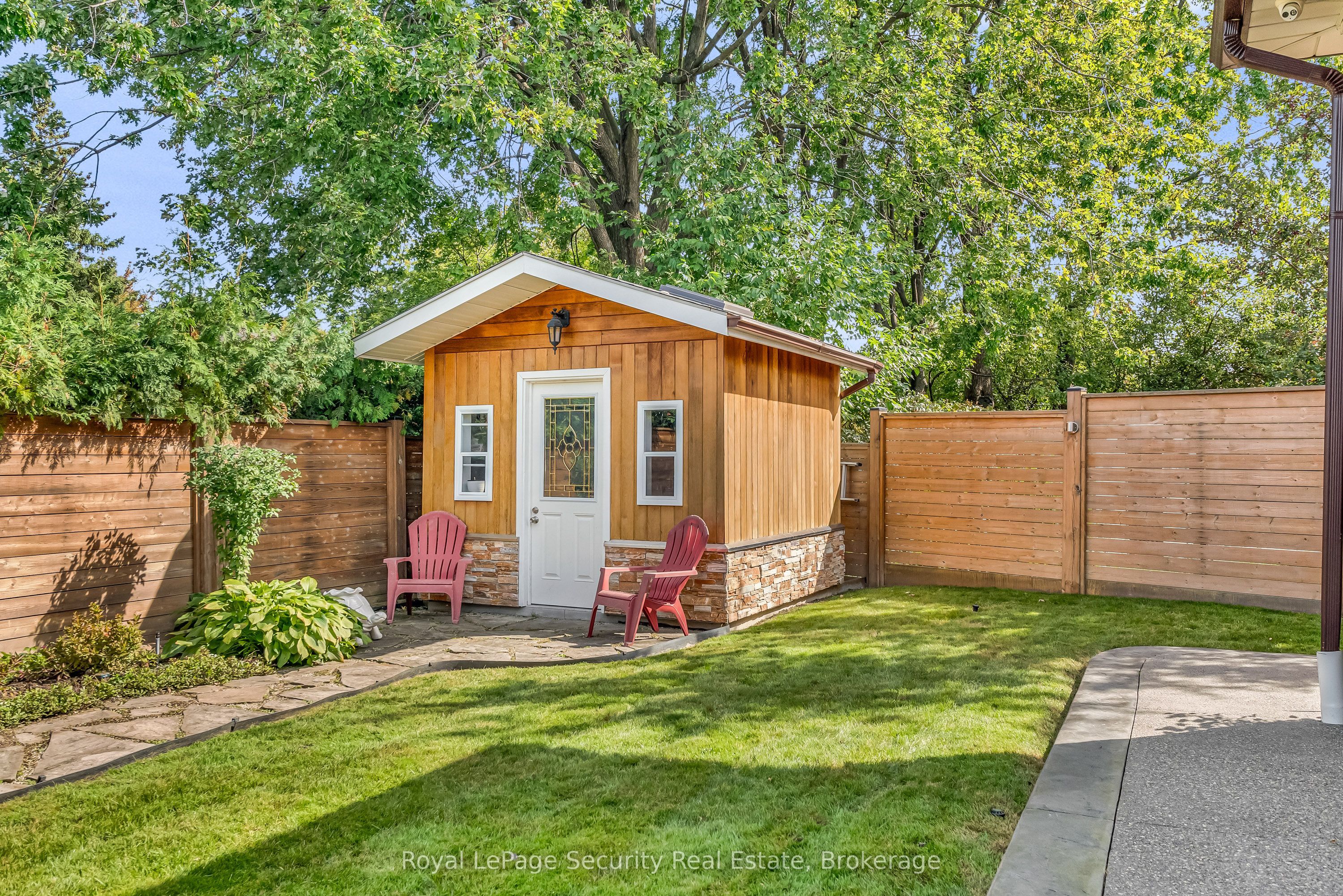 771 Eversley Drive Property Photo 41