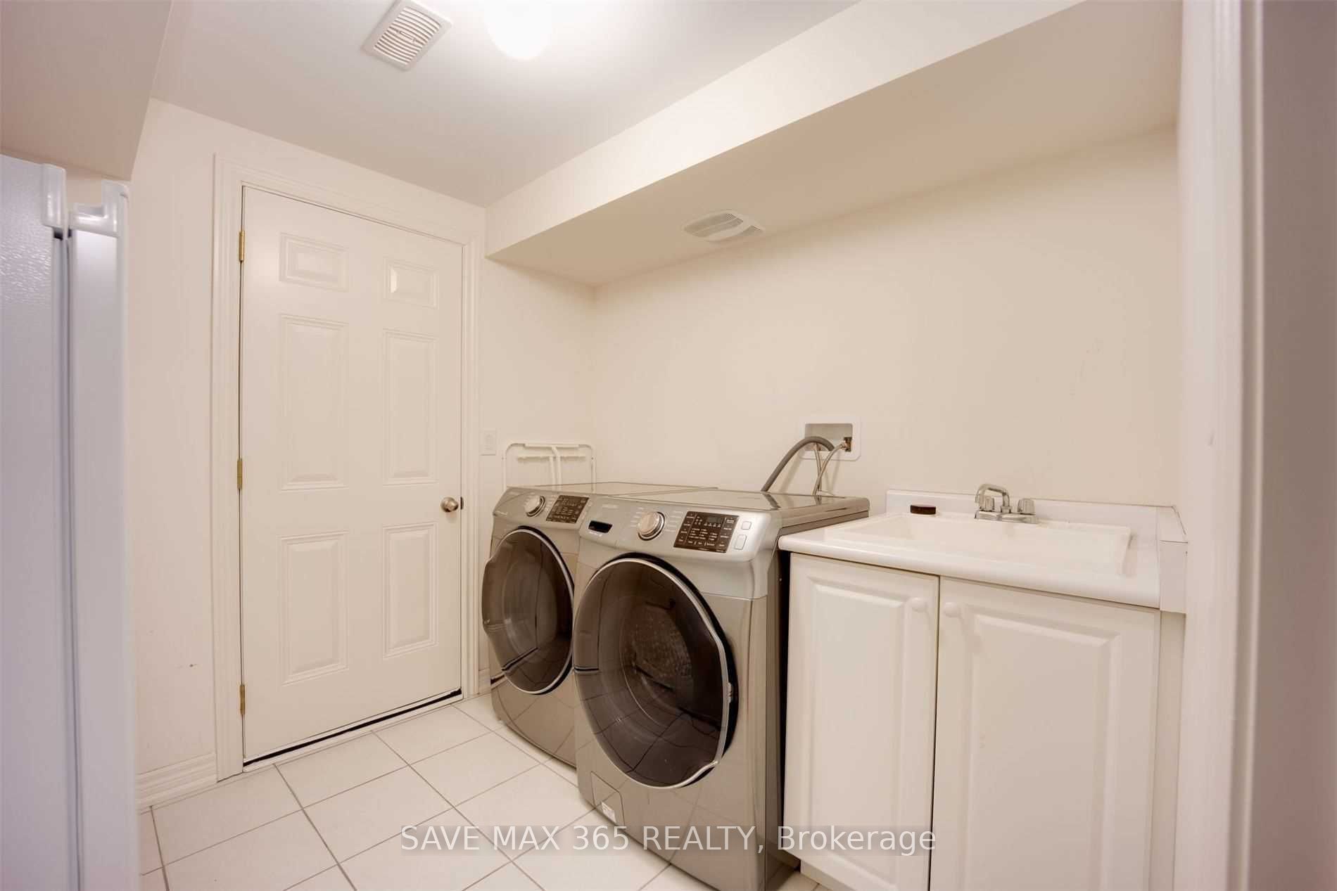 4 Kempsford Crescent Property Photo 15