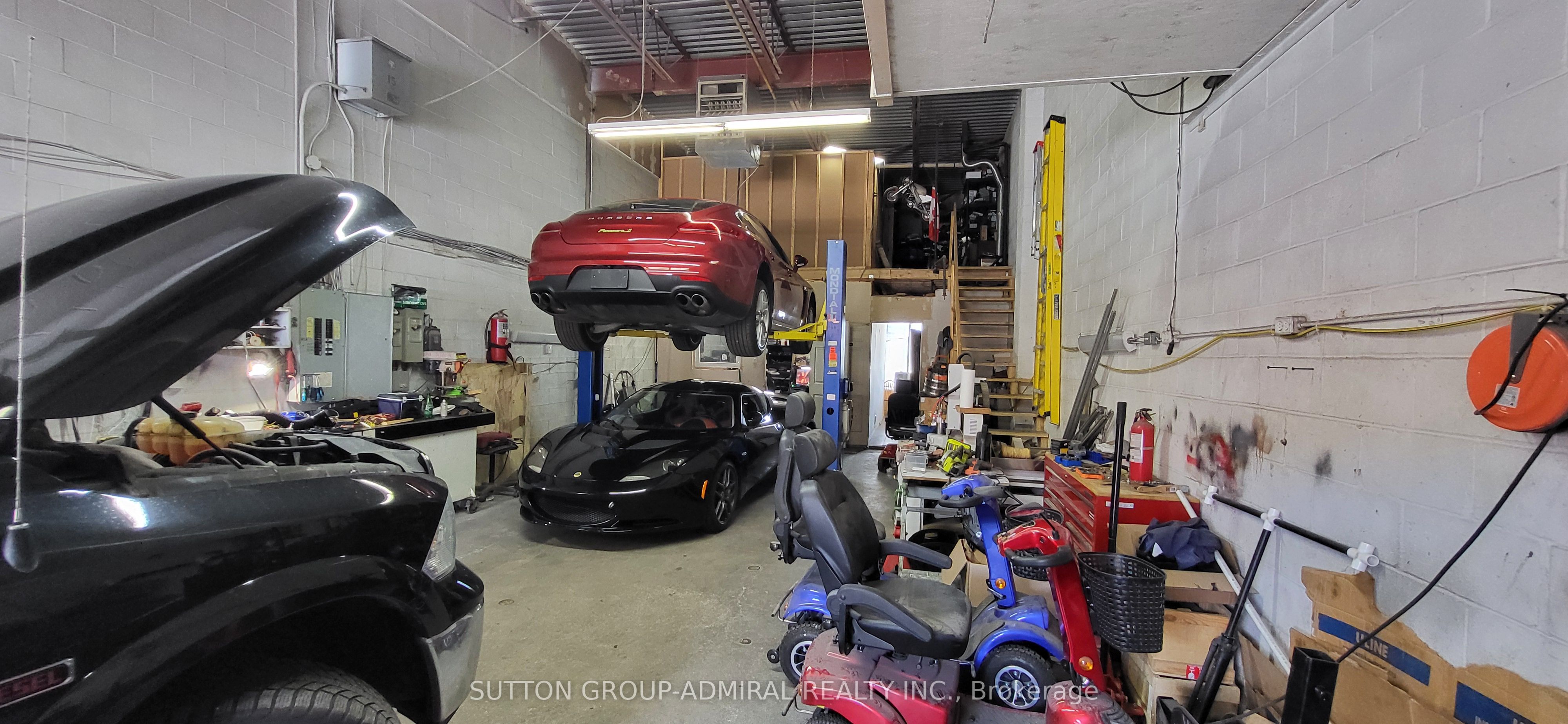#1 - 2899 Steeles Avenue Property Photo 7