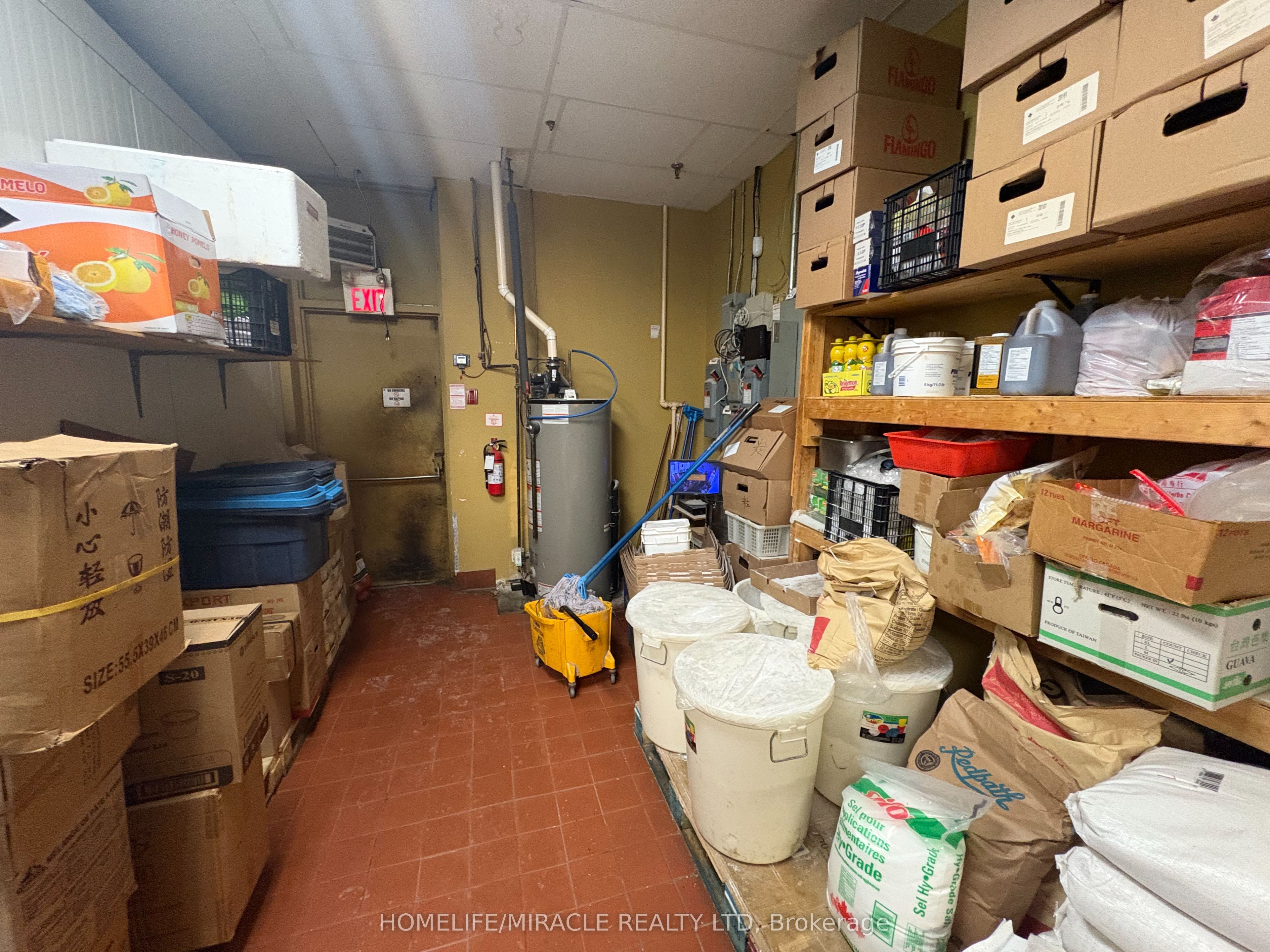 180 Sandlewood Parkway Property Photo 17