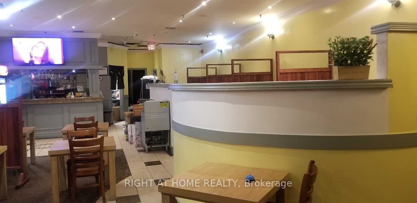 #15 - 1170 Burnhamthorpe Road Property Photo 21