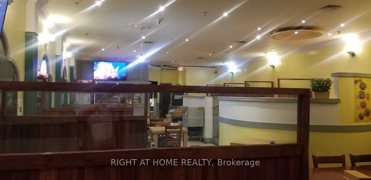 #15 - 1170 Burnhamthorpe Road Property Photo 22