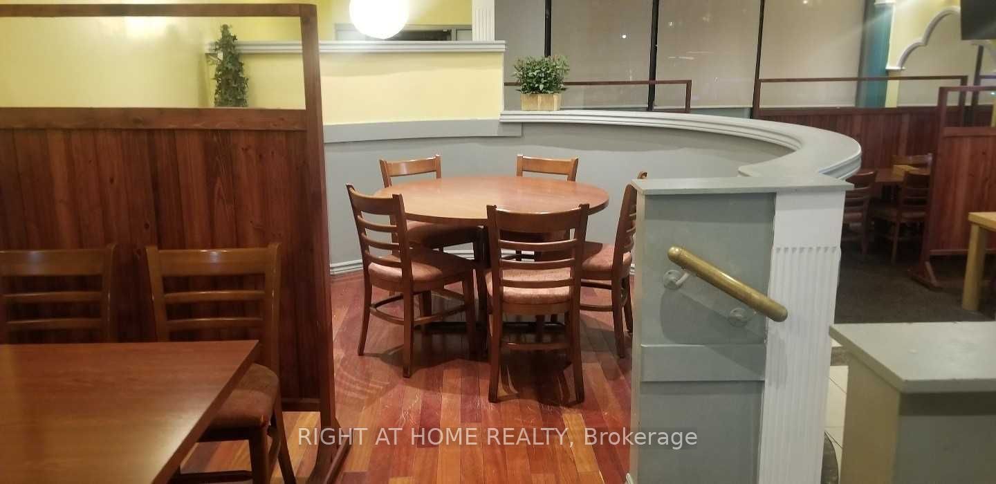 #15 - 1170 Burnhamthorpe Road Property Photo 26