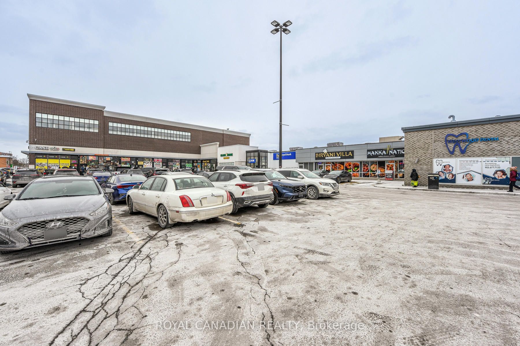 ##1e55 - 7215 Goreway Drive Property Photo 6